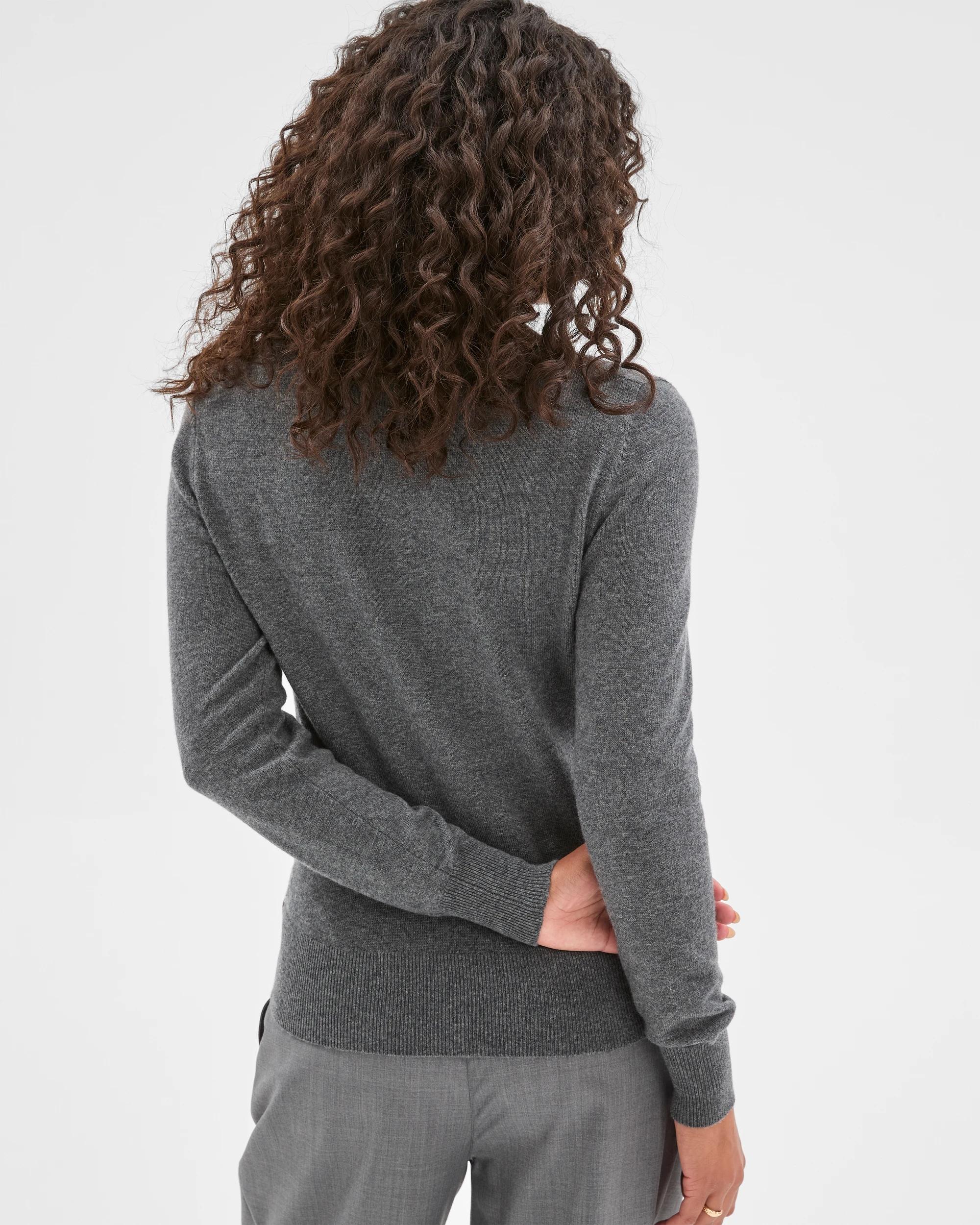 7 Preview Argyle V-Neck Jumper CHARCOAL, 7 of 7