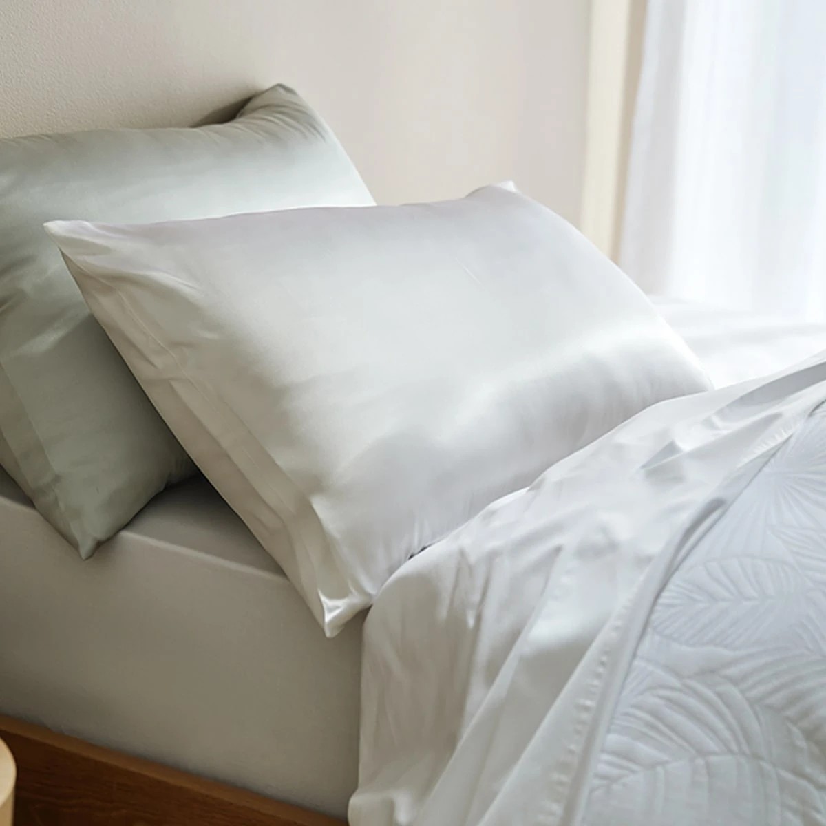 7 Silk Pillowcase - White, 7 of 7