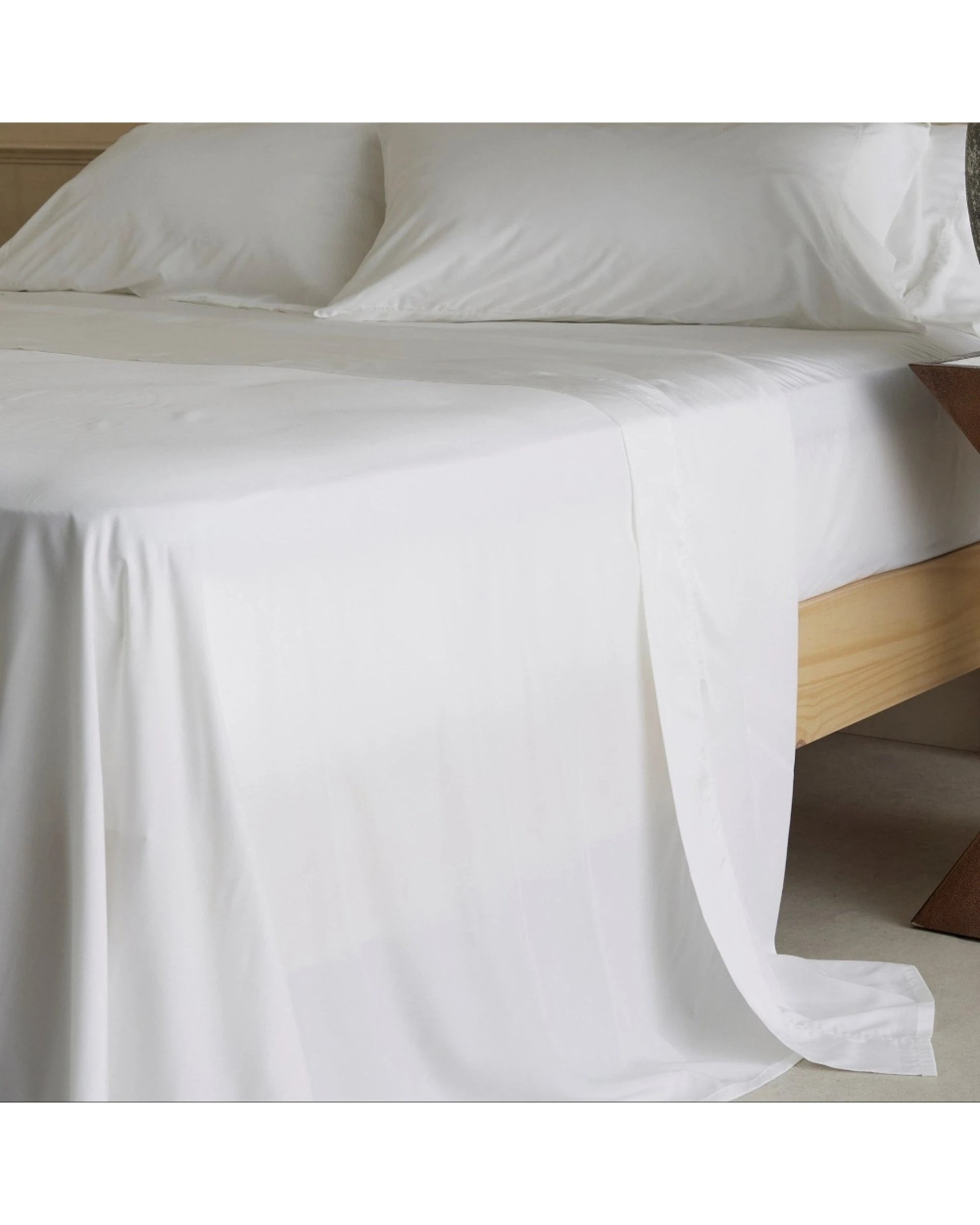 1 Bedding co Organic Bamboo Flat Sheet 350TC - Super King Bed - White, 1 of 5