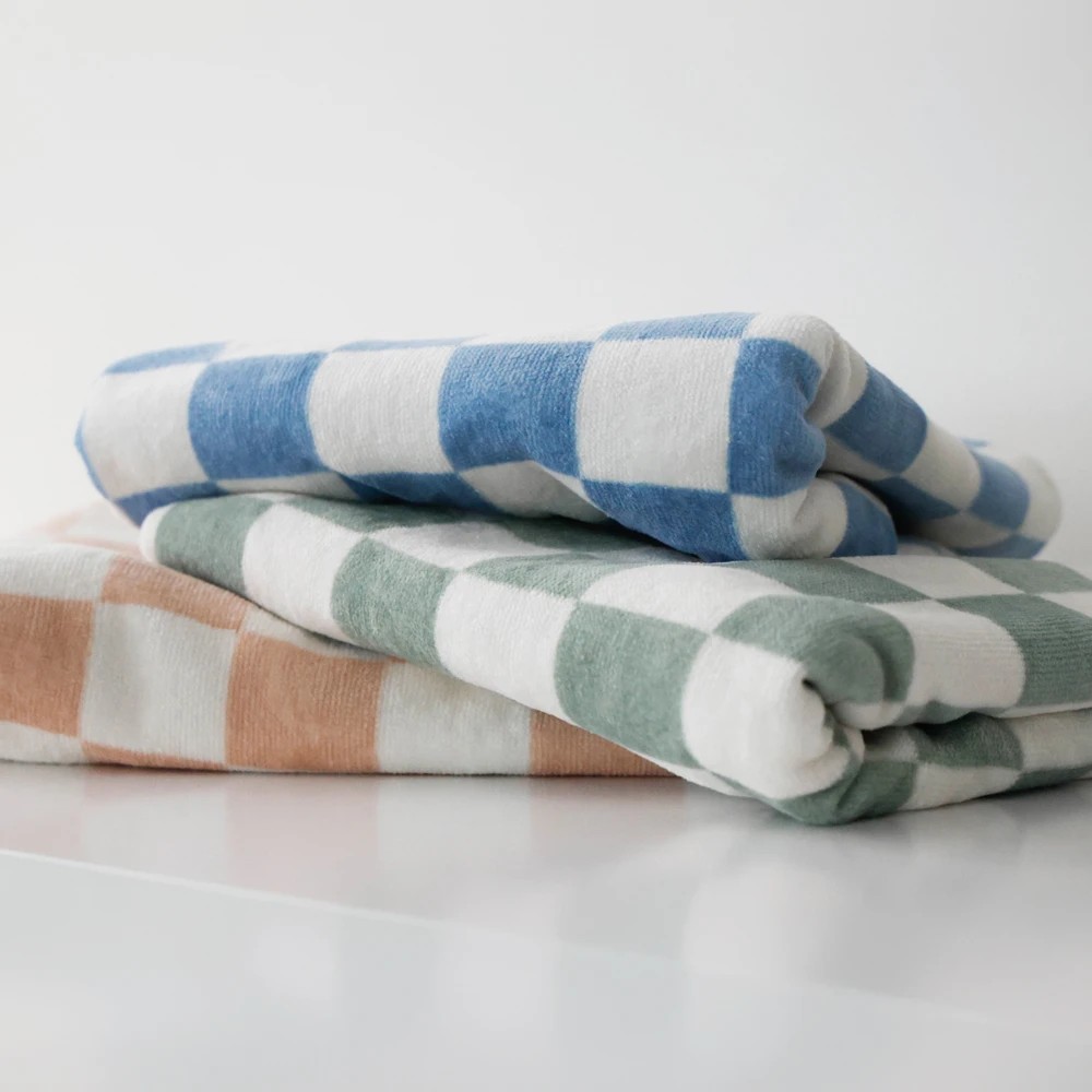 6 Living Textiles - Hooded Towel (75cm x 80cm) - Checkered Blush - Assorted, 6 of 8