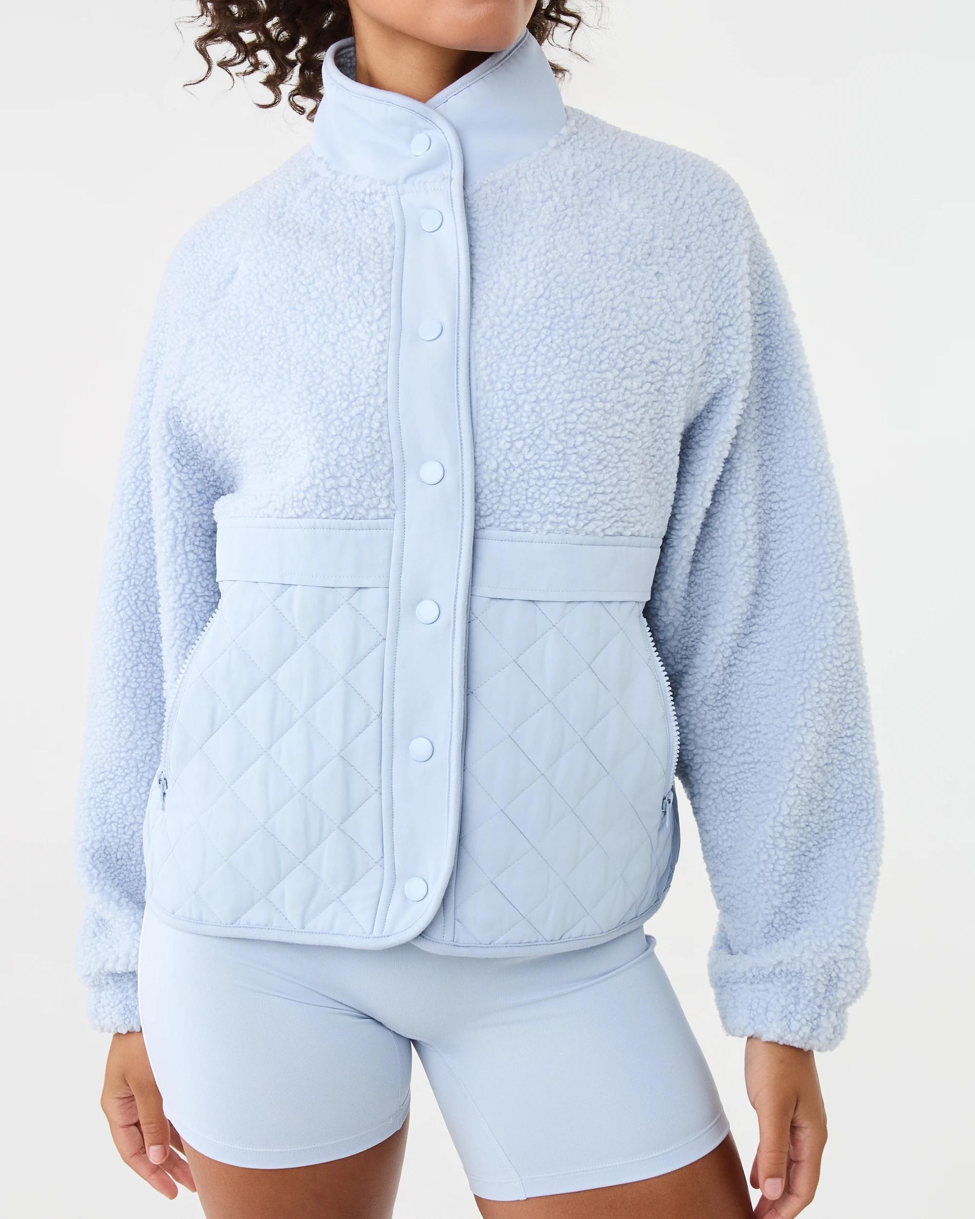 7 Active Womens Contrast Sherpa Quilted Jacket Seashell, 7 of 9