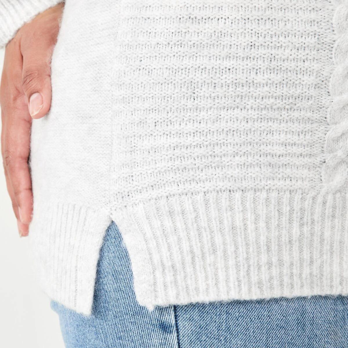 6 Curve Cable V-Neck Jumper Wht Marle, 6 of 6