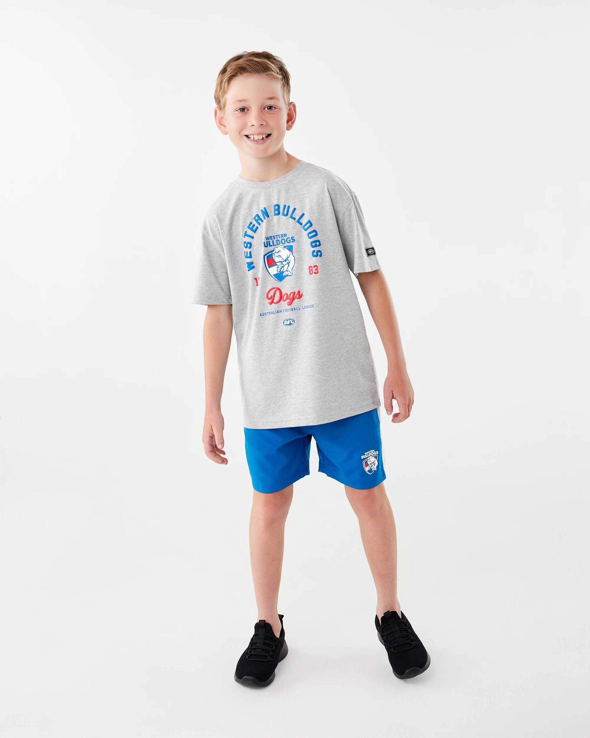 8 Official AFL Kids T-shirt Bulldogs, 8 of 9