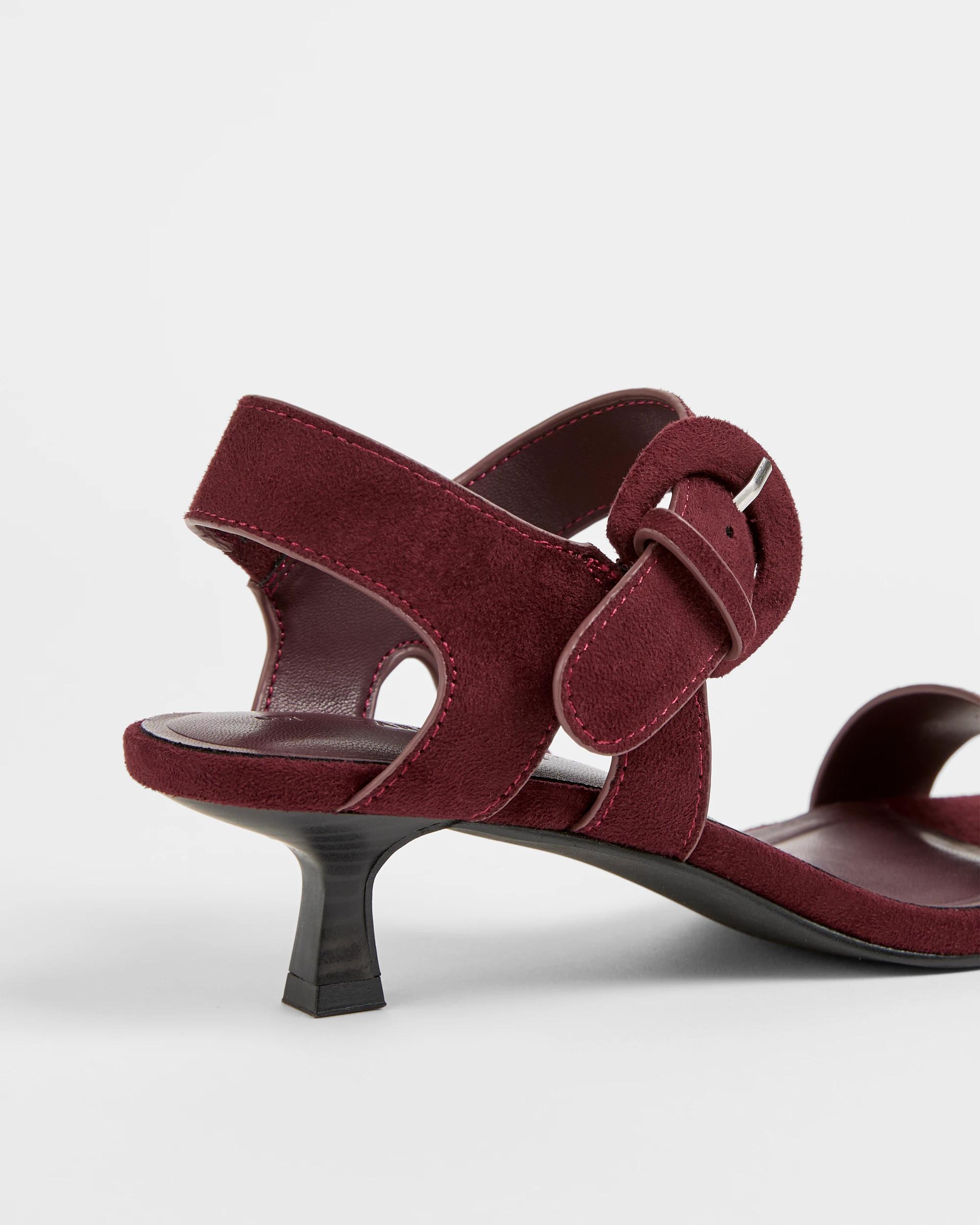 2 Target Woman Double Strap Buckled Low Heeled Sandal - Patra BURGUNDY, 2 of 3