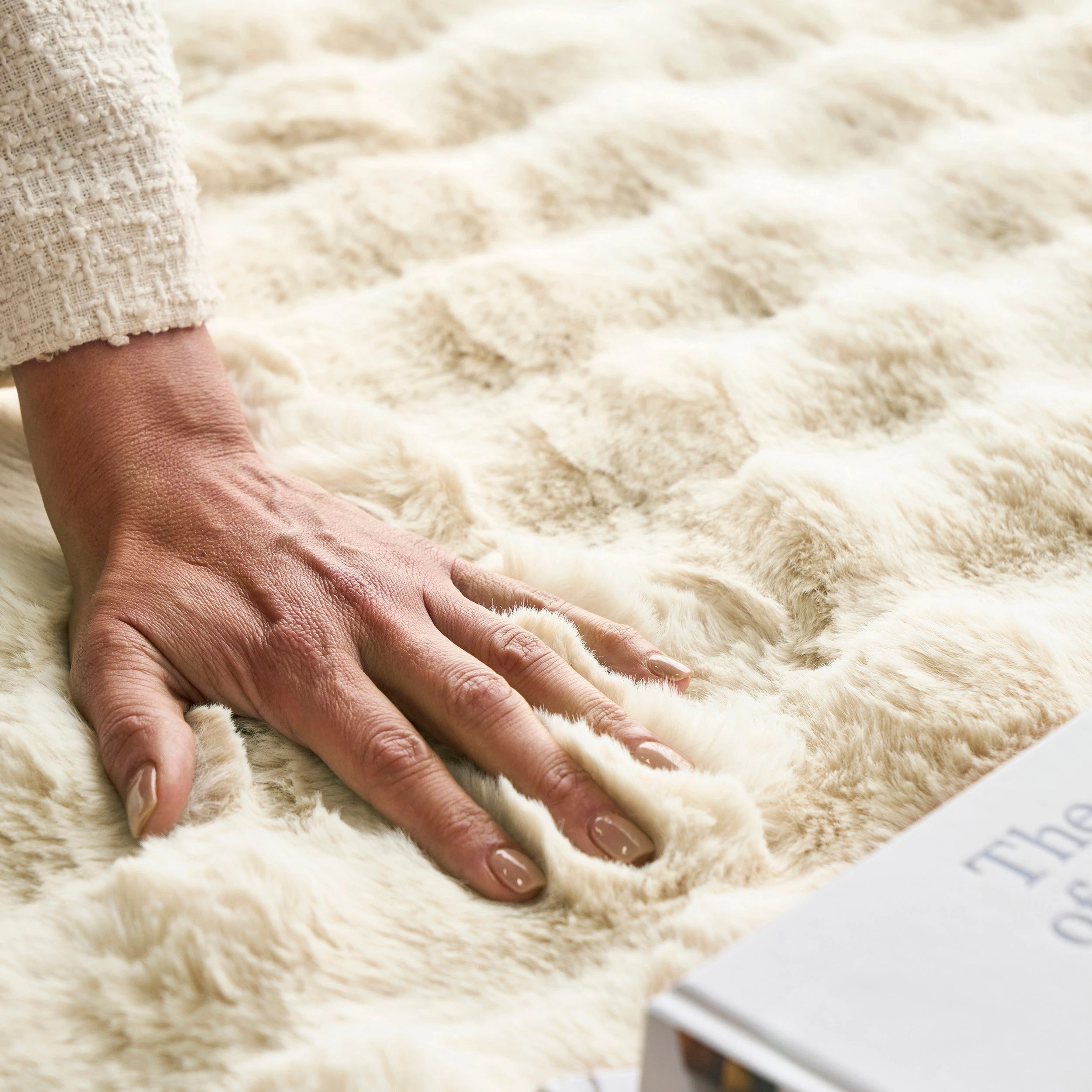 3 Common Ground Rugs PureForm 160x100cm - Small Washable Pet Friendly Rug - White, 3 of 10