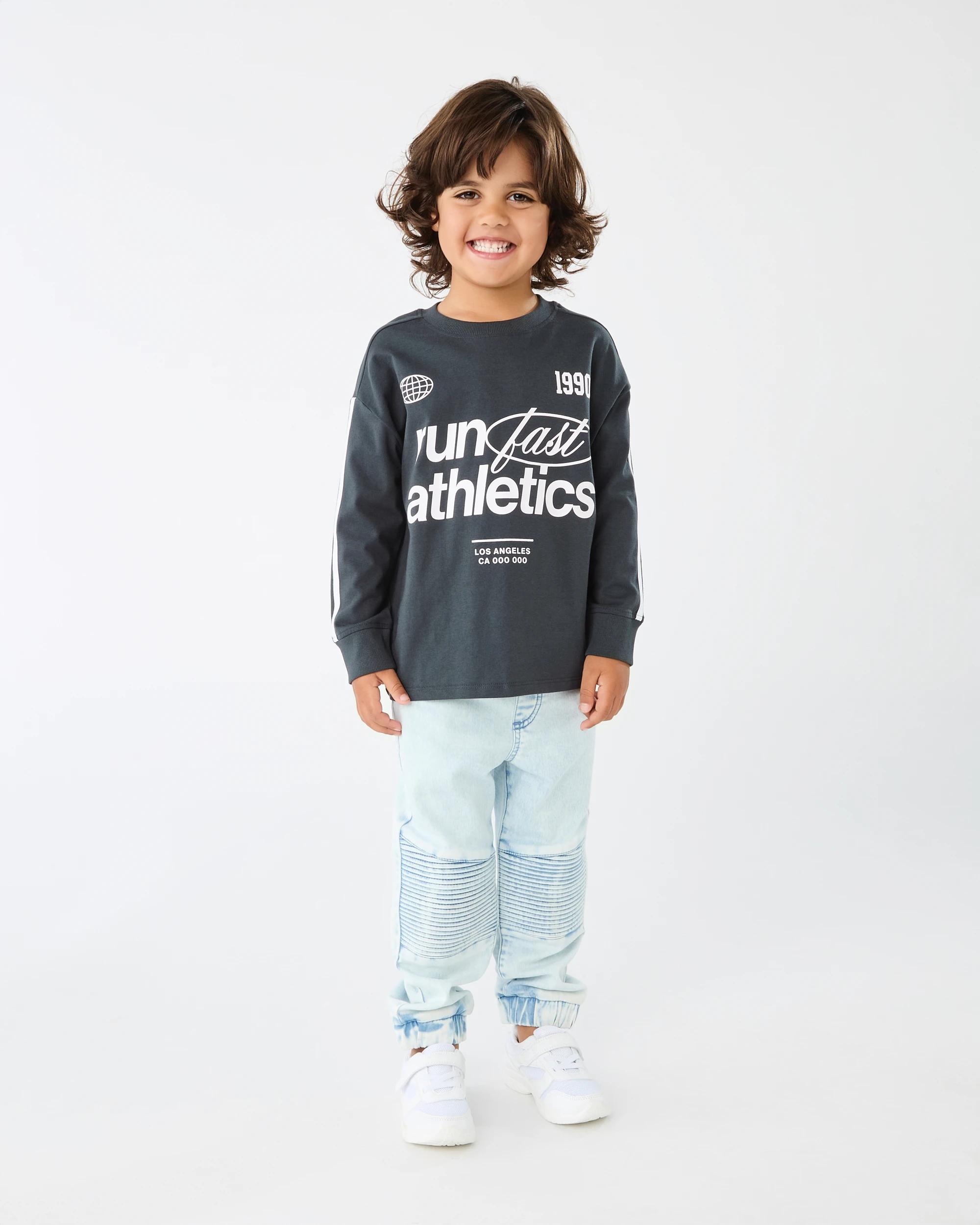 5 Long Sleeve Oversized T-shirt Nvy Slogan, 5 of 6