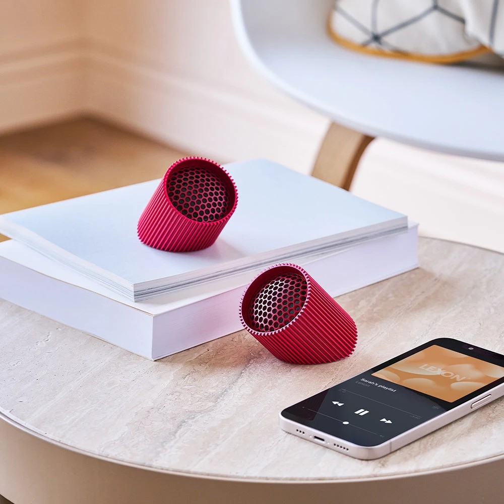 5 Lexon Ray Set Of Magnetic Bluetooth Speakers - Red, 5 of 6