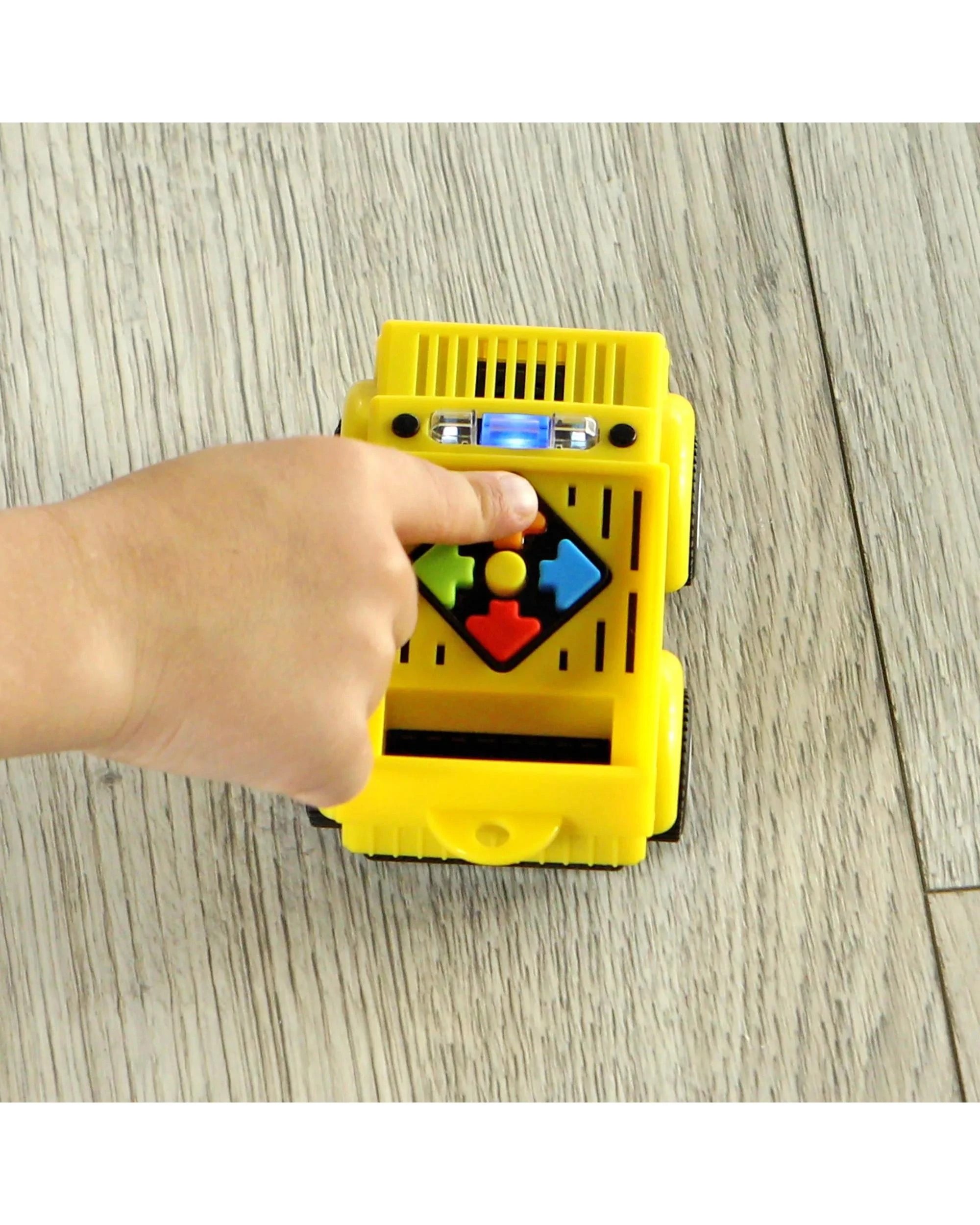 5 Learning Resources Switcheroo Coding Crew Playset, 5 of 10