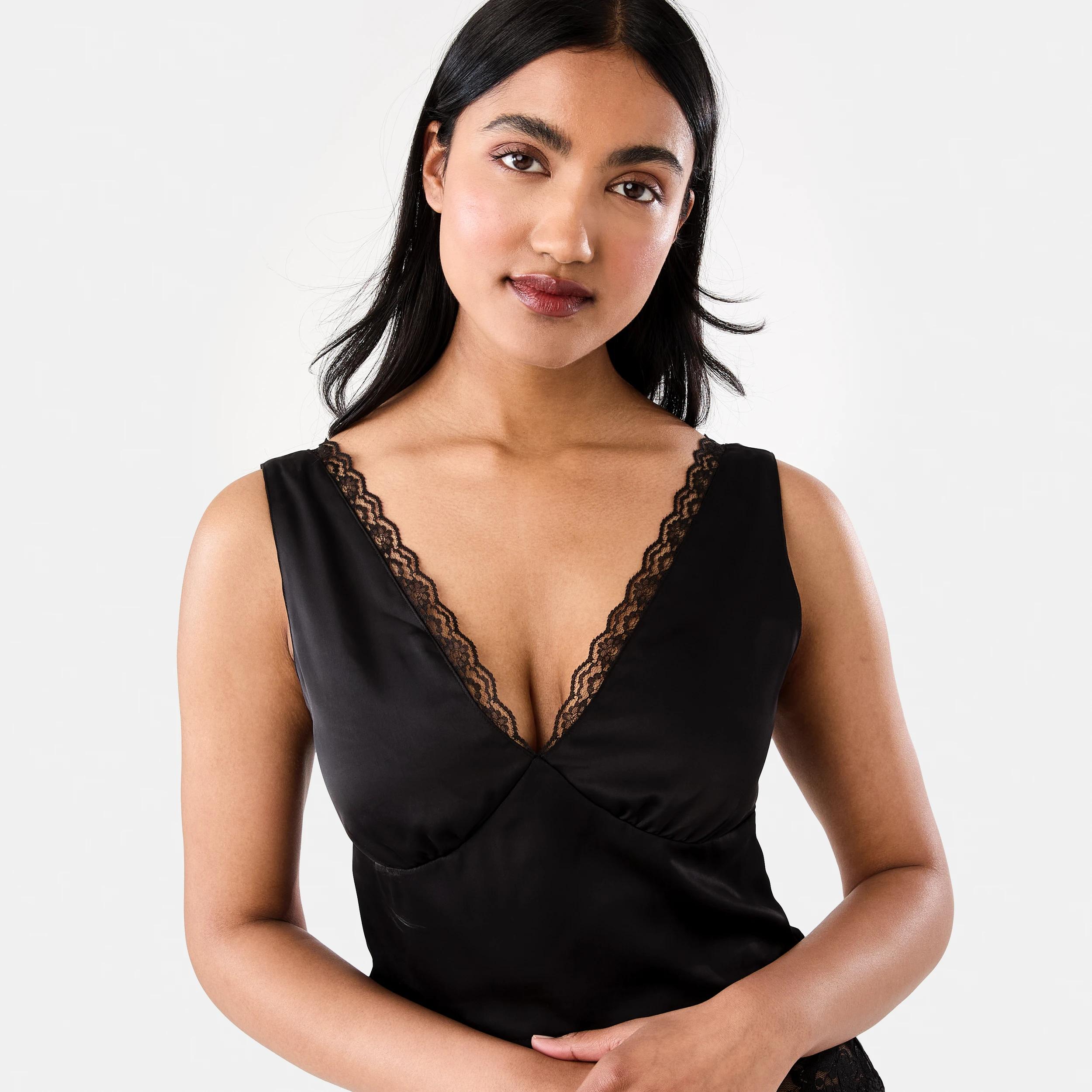 5 V-Neck Satin Cami Black, 5 of 7