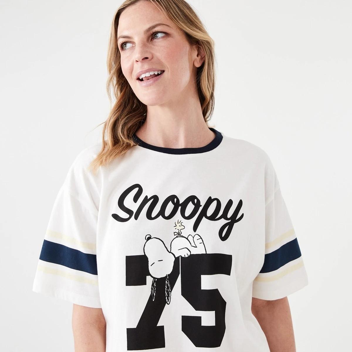 4 Snoopy License Short Sleeve Knit Top and Woven Pants Pyjama Set 75 SNOOPY WHITE, 4 of 7