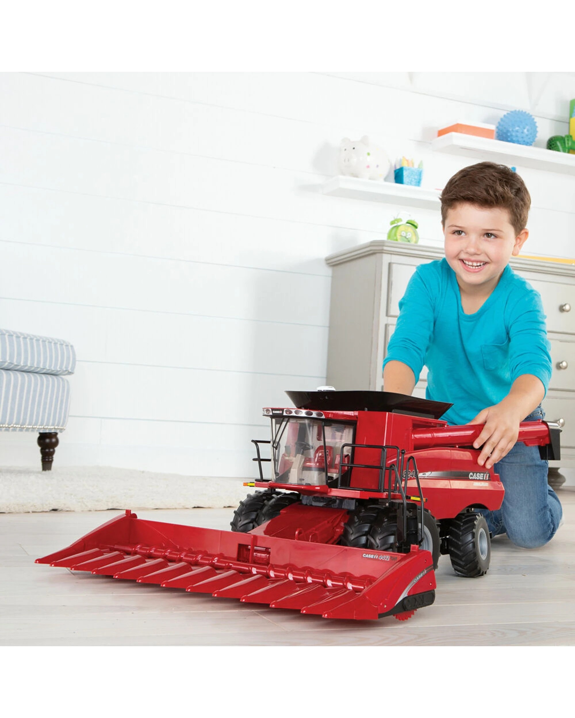 2 TOMY Big Farm IH 8240 Combine With Grain And Corn Head 1:16 Scale Toy For Kids - Red, 2 of 2