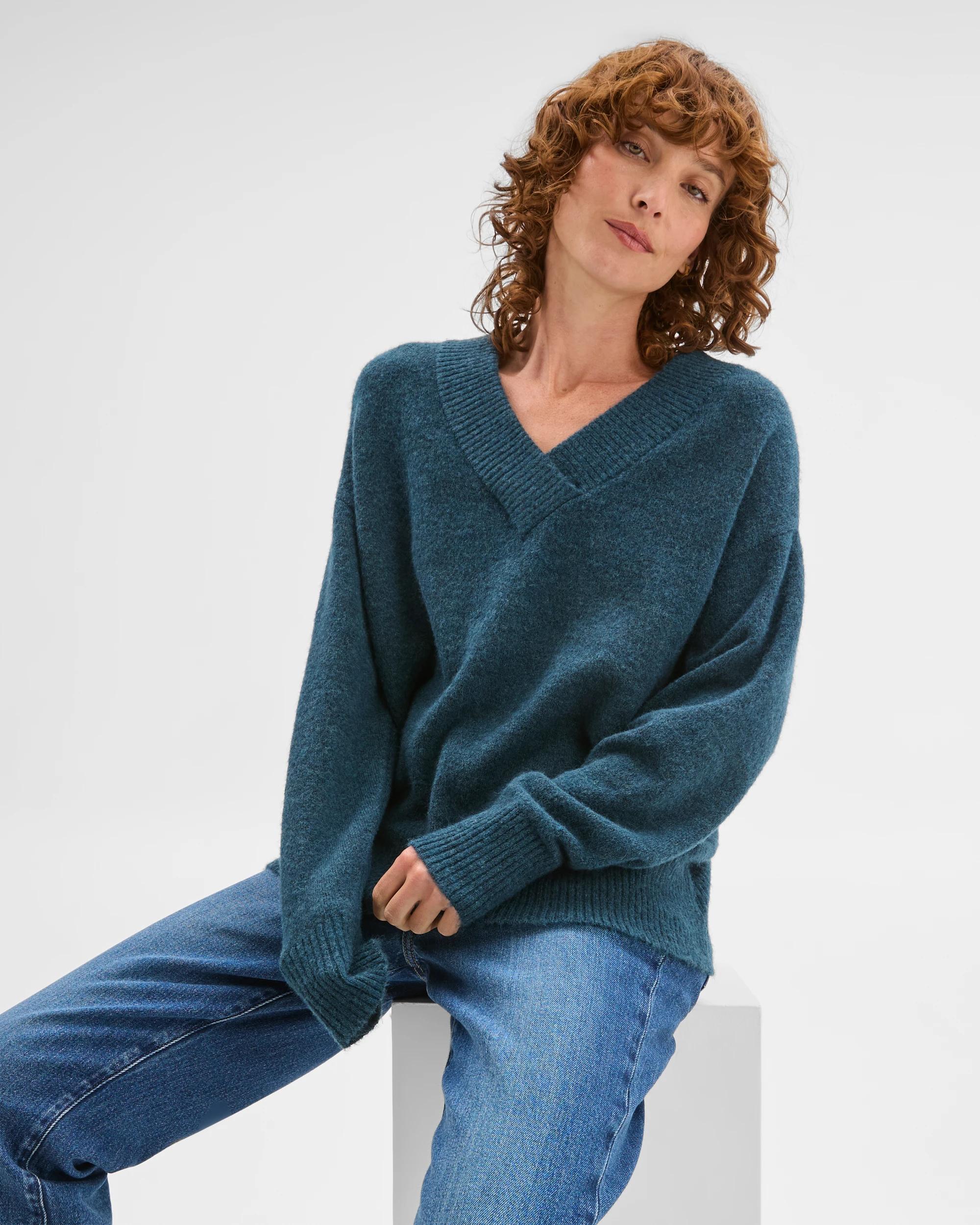 5 Target Woman Lightweight Lofty V-Neck Jumper DARK TEAL MARLE, 5 of 7