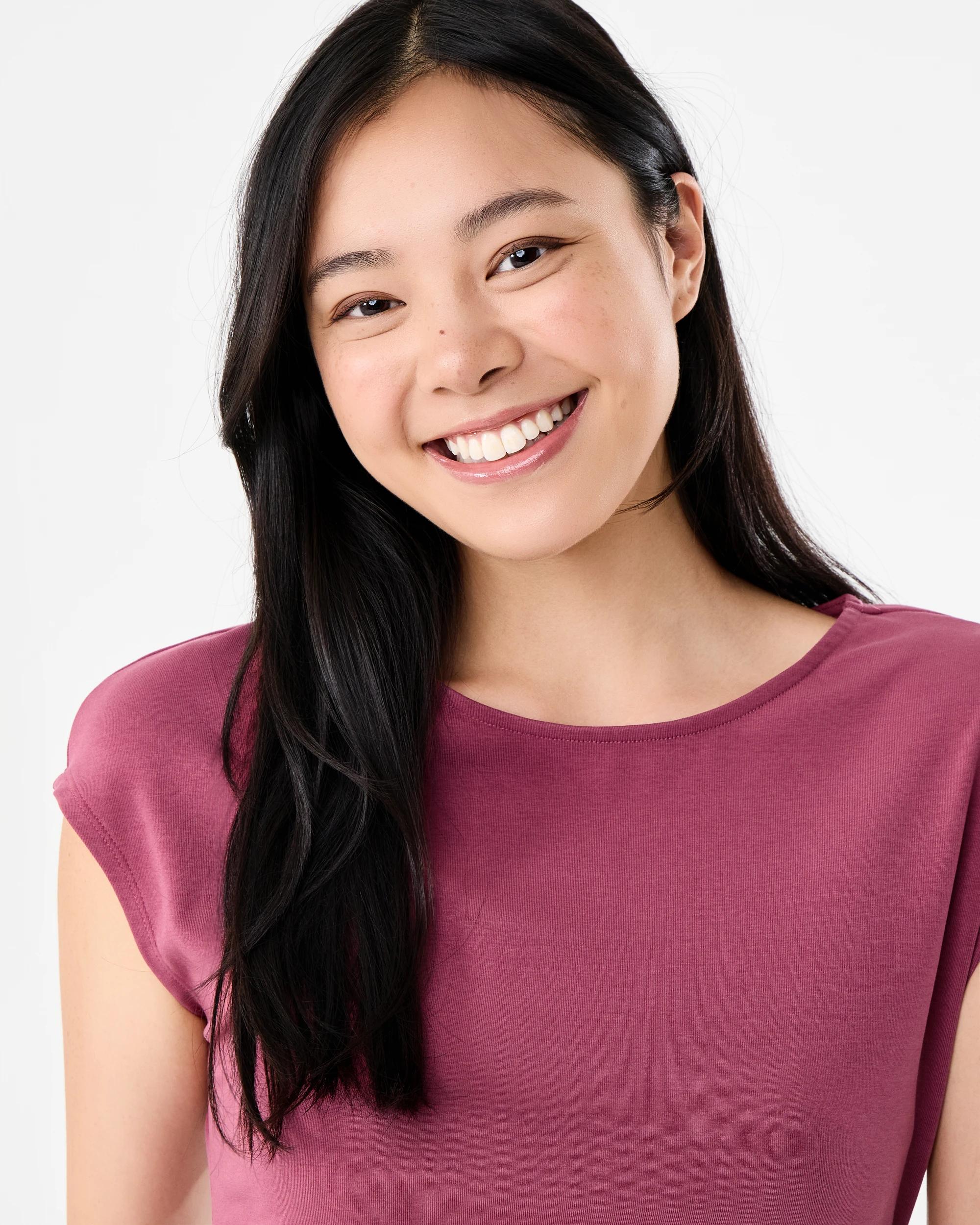 4 Short Sleeve Gathered Waist Midi Dress Maroon, 4 of 9