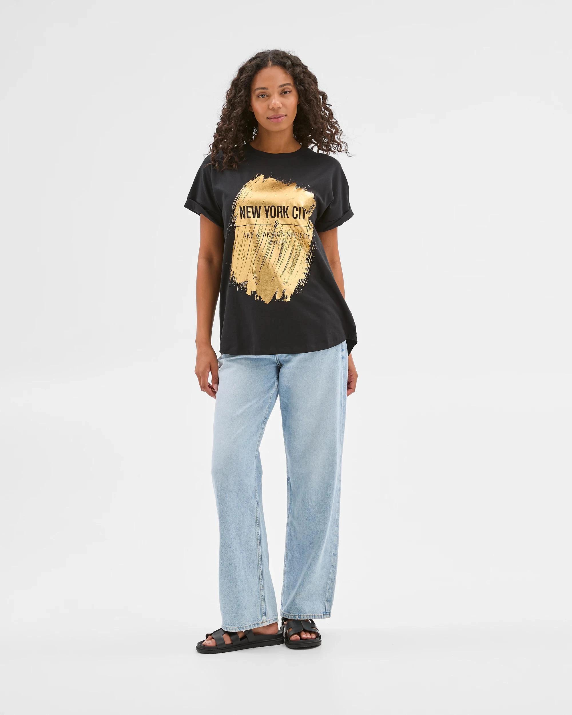 1 Target Australian Cotton Heavyweight Oversized Boxy T-Shirt BLACK/GOLD NYC, 1 of 5