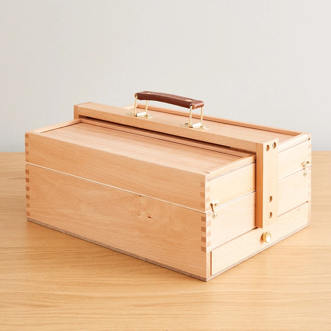 1 Artist Storage Box, 1 of 10