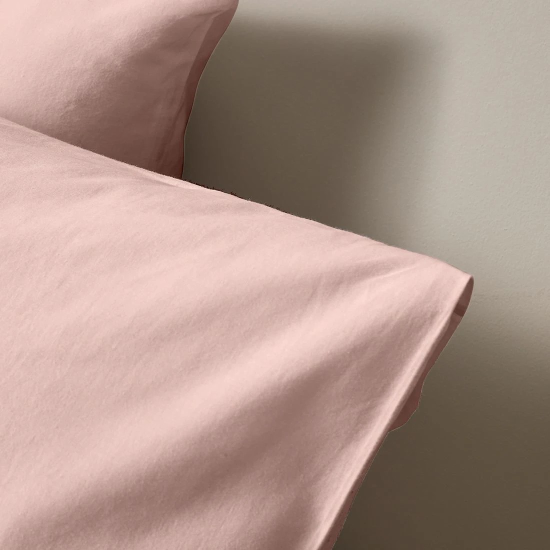 2 Target Supima 2 Pack 400 Thread Count European Pillowcases
 - Queen Bed
 - Pink, 2 of 3