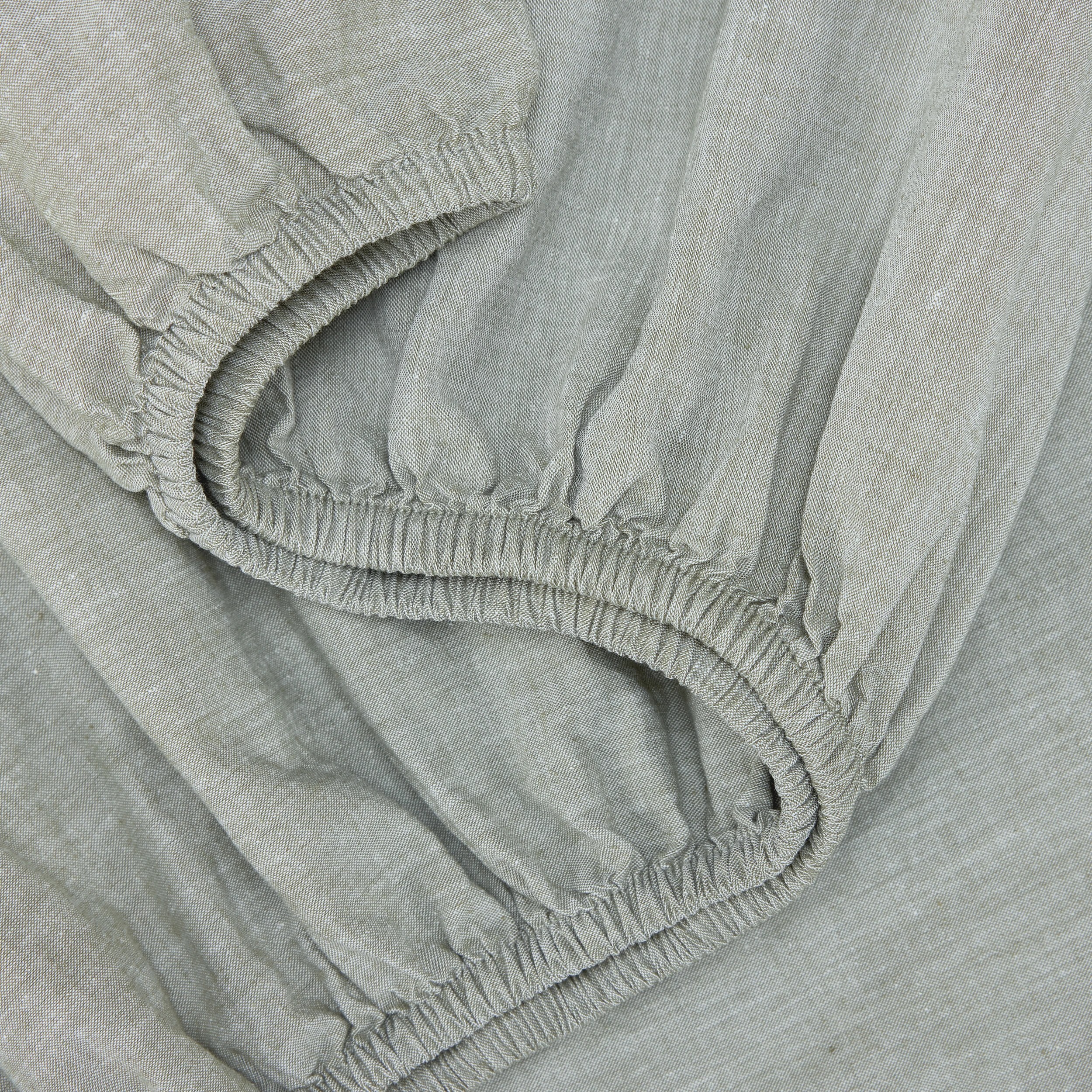 3 Stonewashed Chambray Cotton Sheet Set - King Bed, Sage, 3 of 7