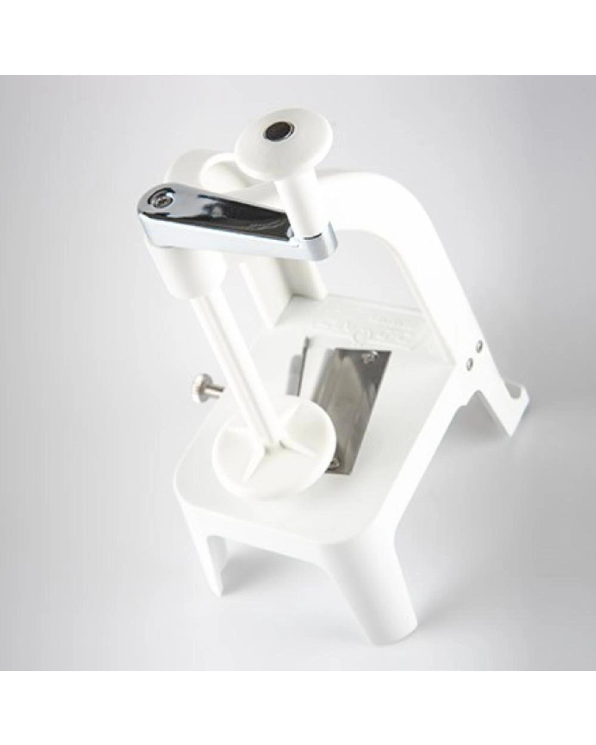 3 Benriner Vertical Turning Slicer Thickness 1mm to 4mm with Interchange Blades  White, 3 of 4