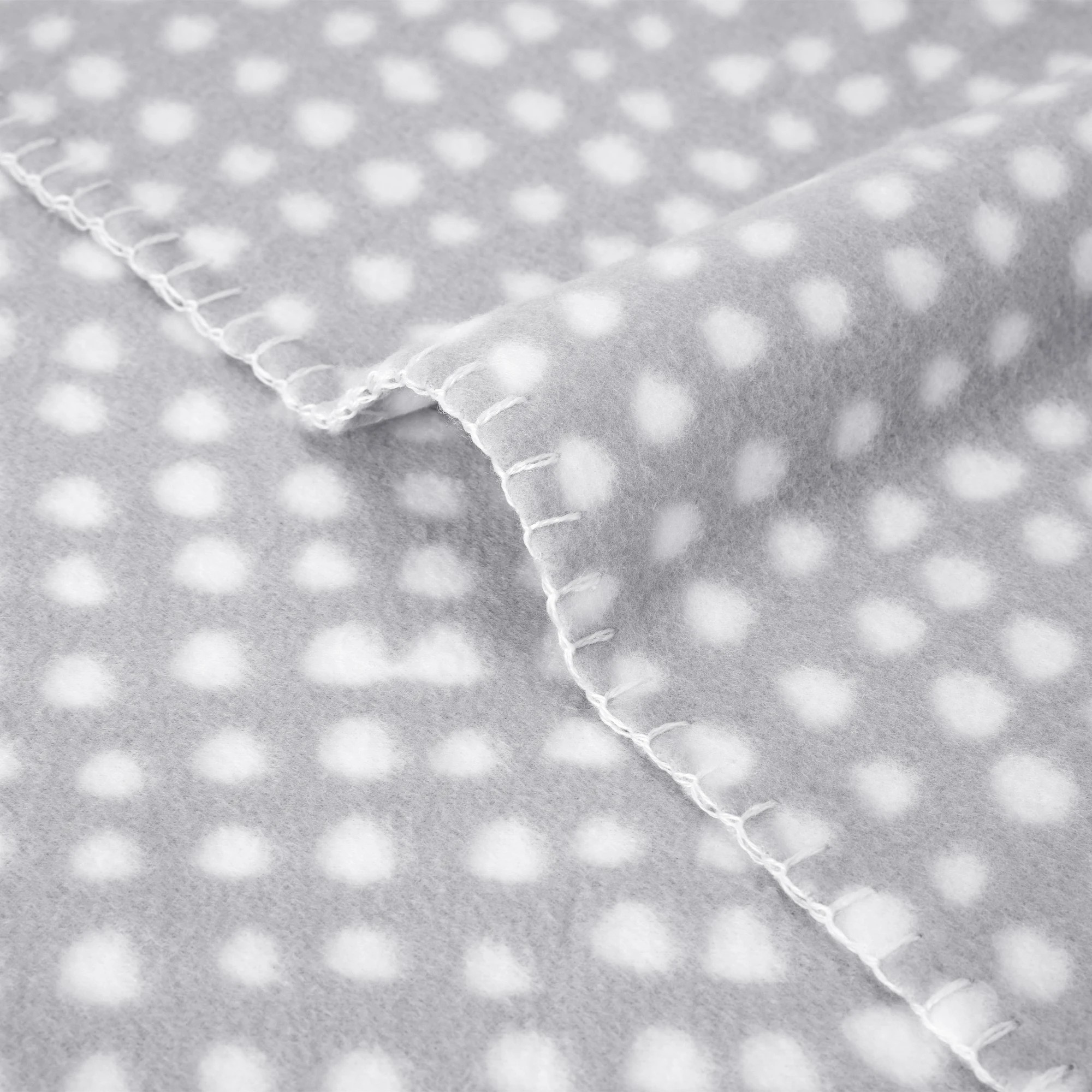 5 Pet Blanket Fleece - Large, 5 of 8