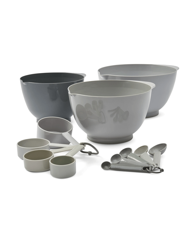 12 Piece Non-Skid Mixing Bowl and Measuring