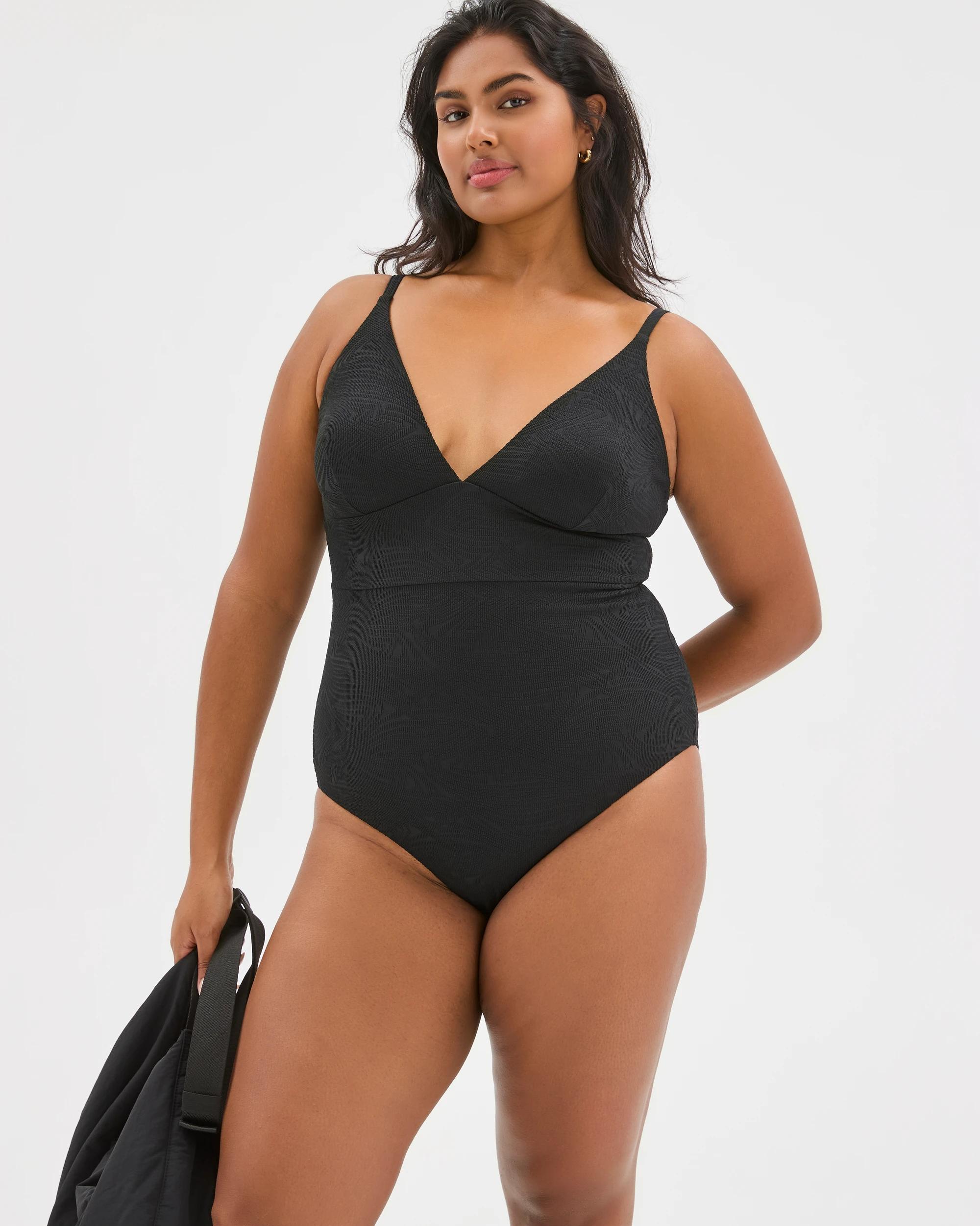 7 Target Woman Shape Your Body V-Front Wave Jacquard One Piece Swimsuit BLACK, 7 of 9