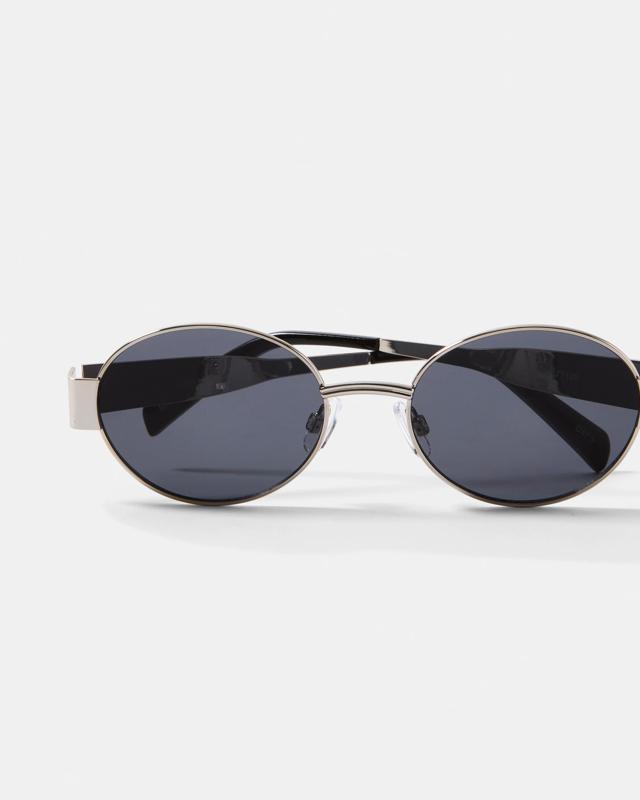 Oval Metal Sungla