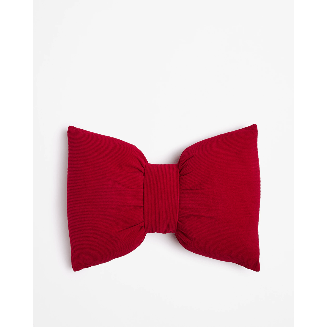 1 Target Bow Cushion
 - Red, 1 of 3