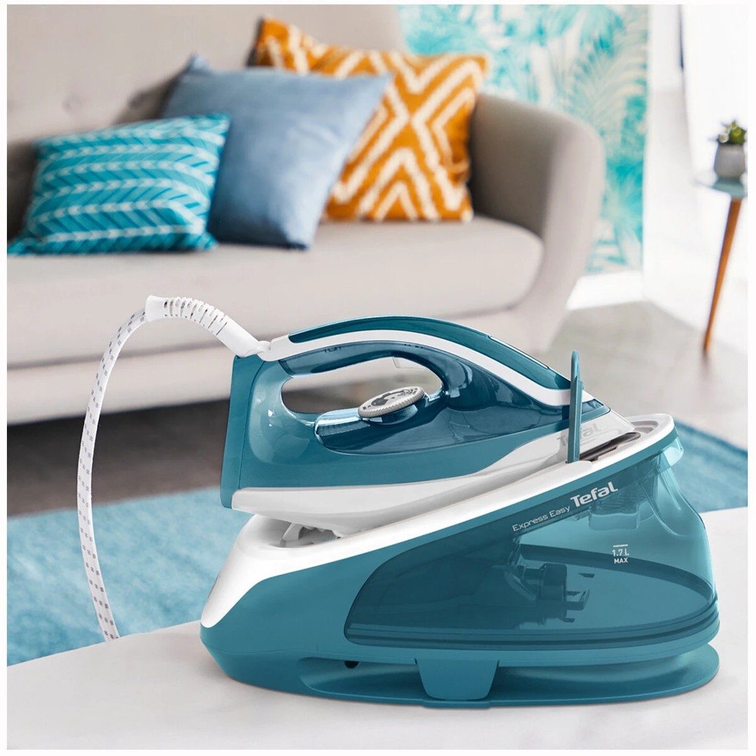 5 Tefal Express Easy Steam Station - White and Blue, 5 of 5