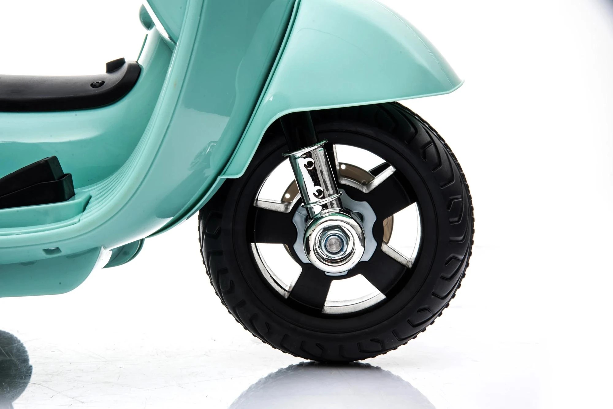 10 Mini Vespa GTS Super 6V Motorised Ride On - Mint - Green, 10 of 10