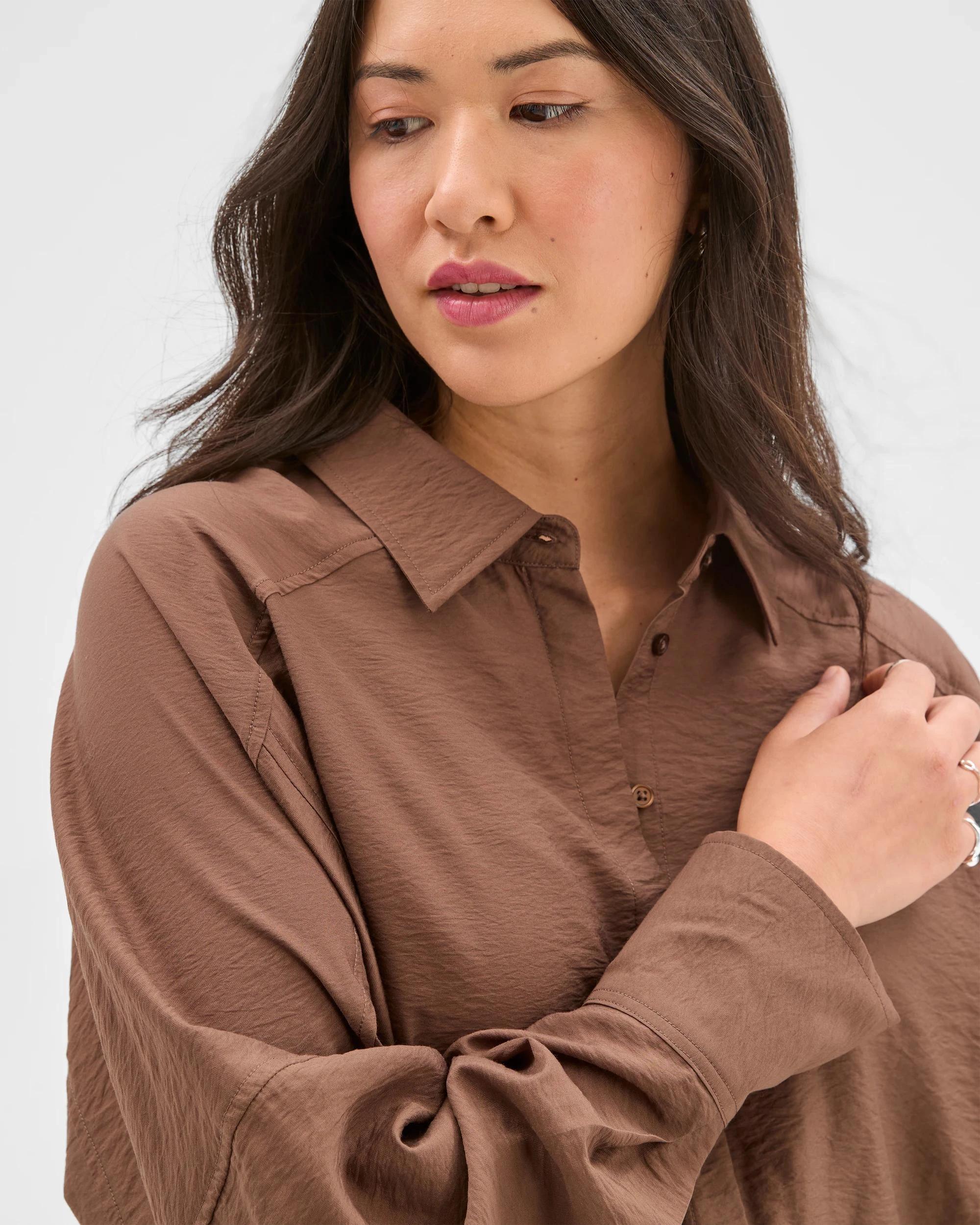 6 Target Woman Relaxed 2-Way Shirt FALL LEAF, 6 of 7