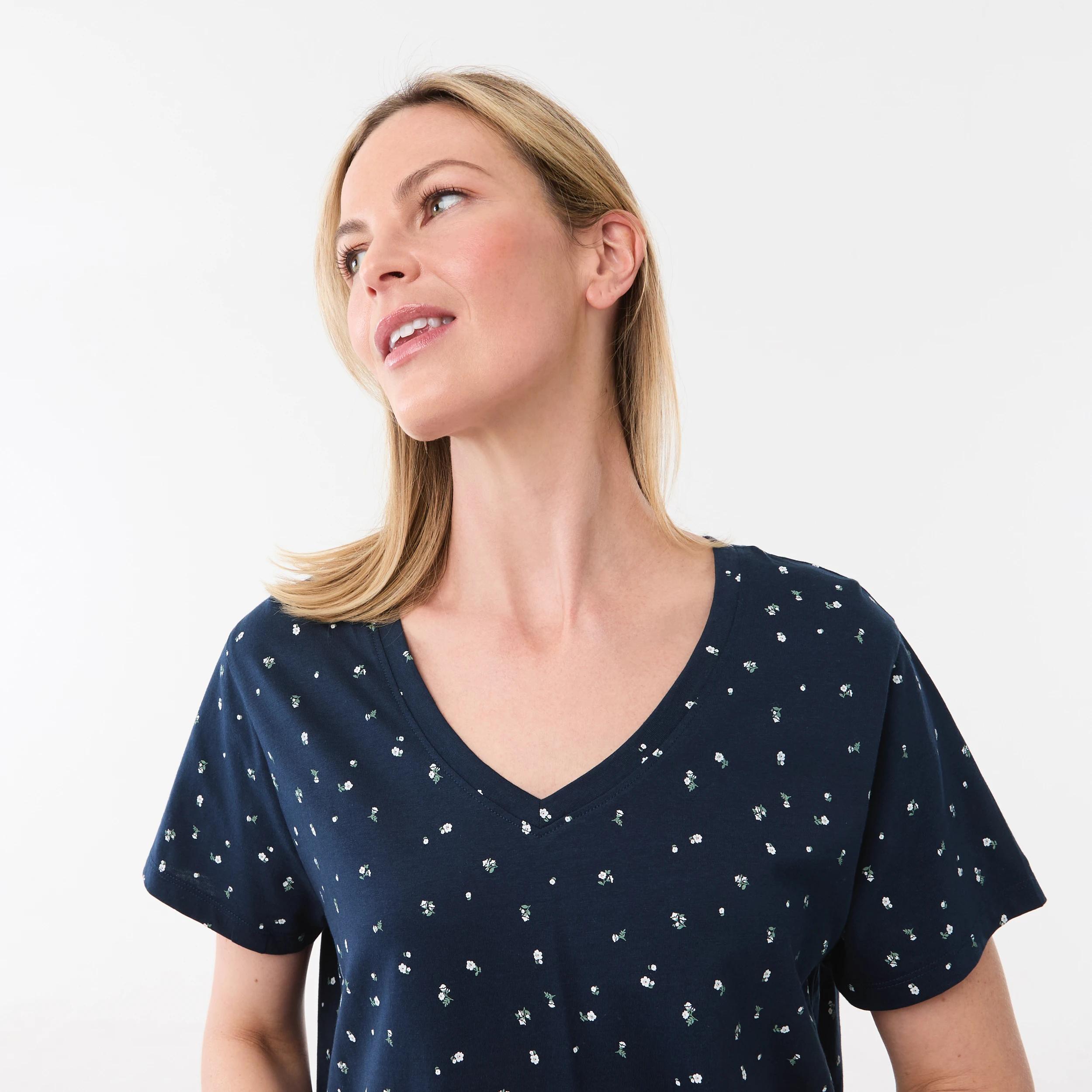 4 Short Sleeve V-Neck Nightie DITSY NAVY BLAZER, 4 of 5