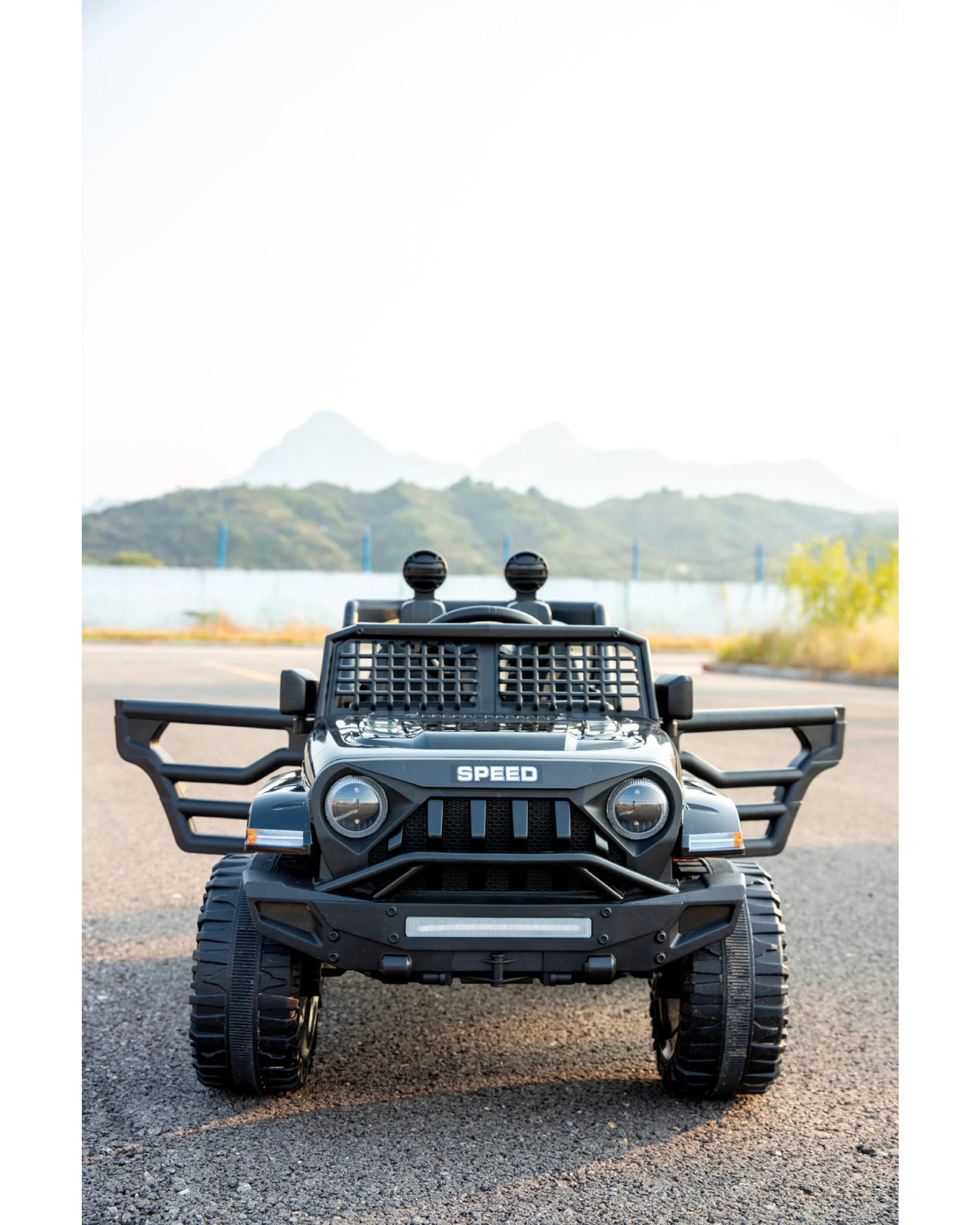 7 Lenoxx Jeep Inspired Remote Controlled Ride-on Electric Car, 7 of 9