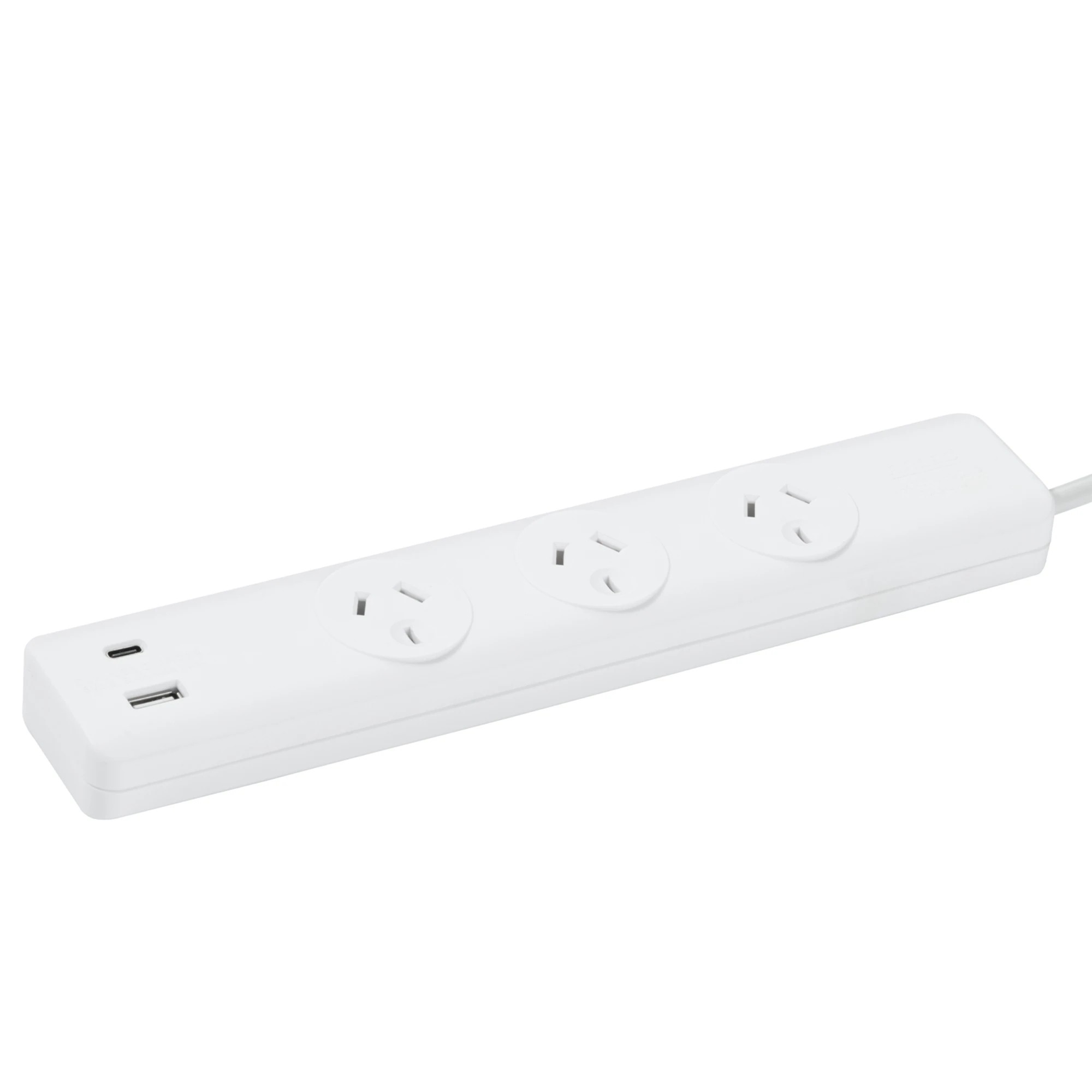 3 Arlec 3 Outlet 2 USB-A & USB-C Powerboard, 3 of 4