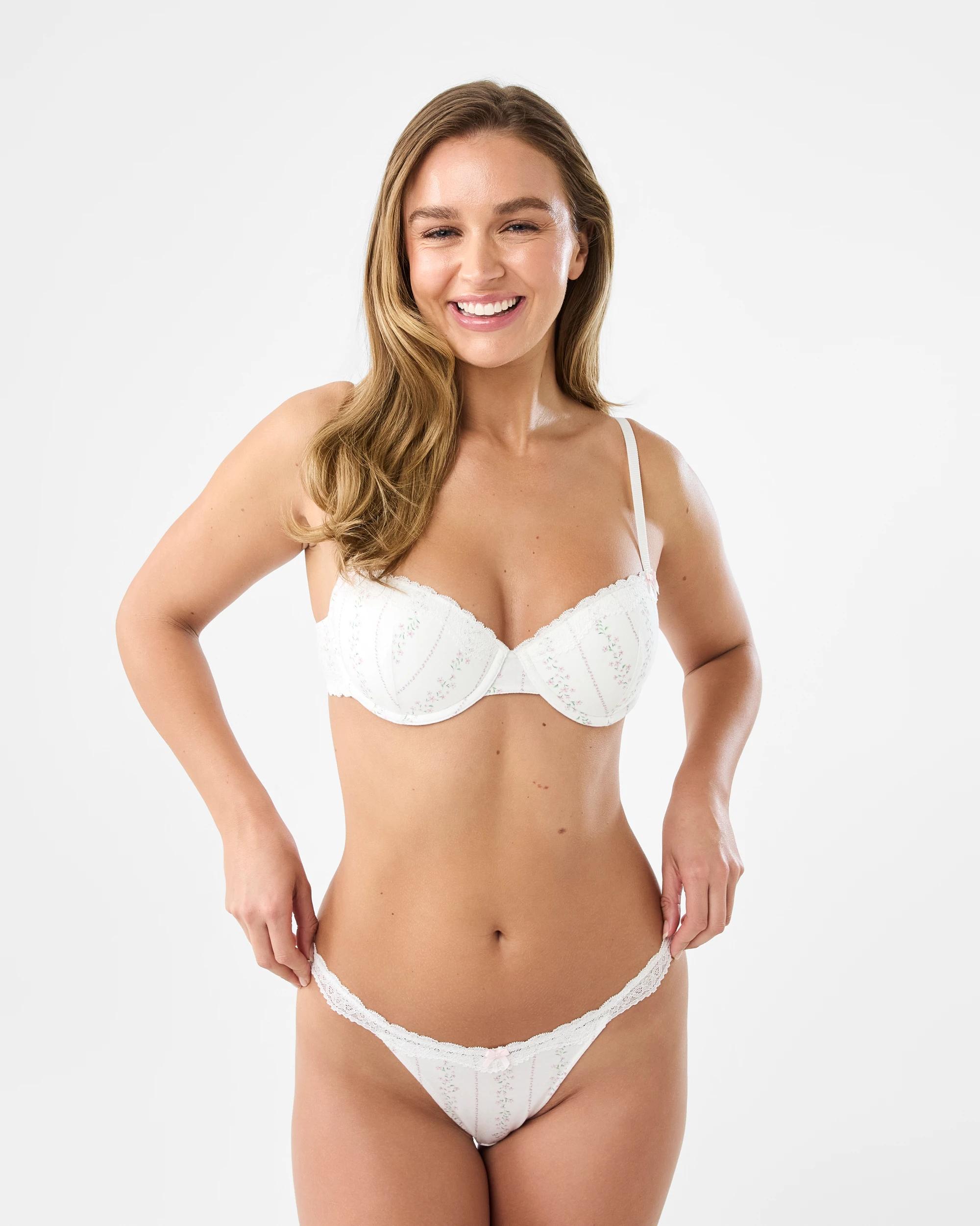 1 Co-ordinated Cotton Rich Balconette T-Shirt Bra Flrl Stp