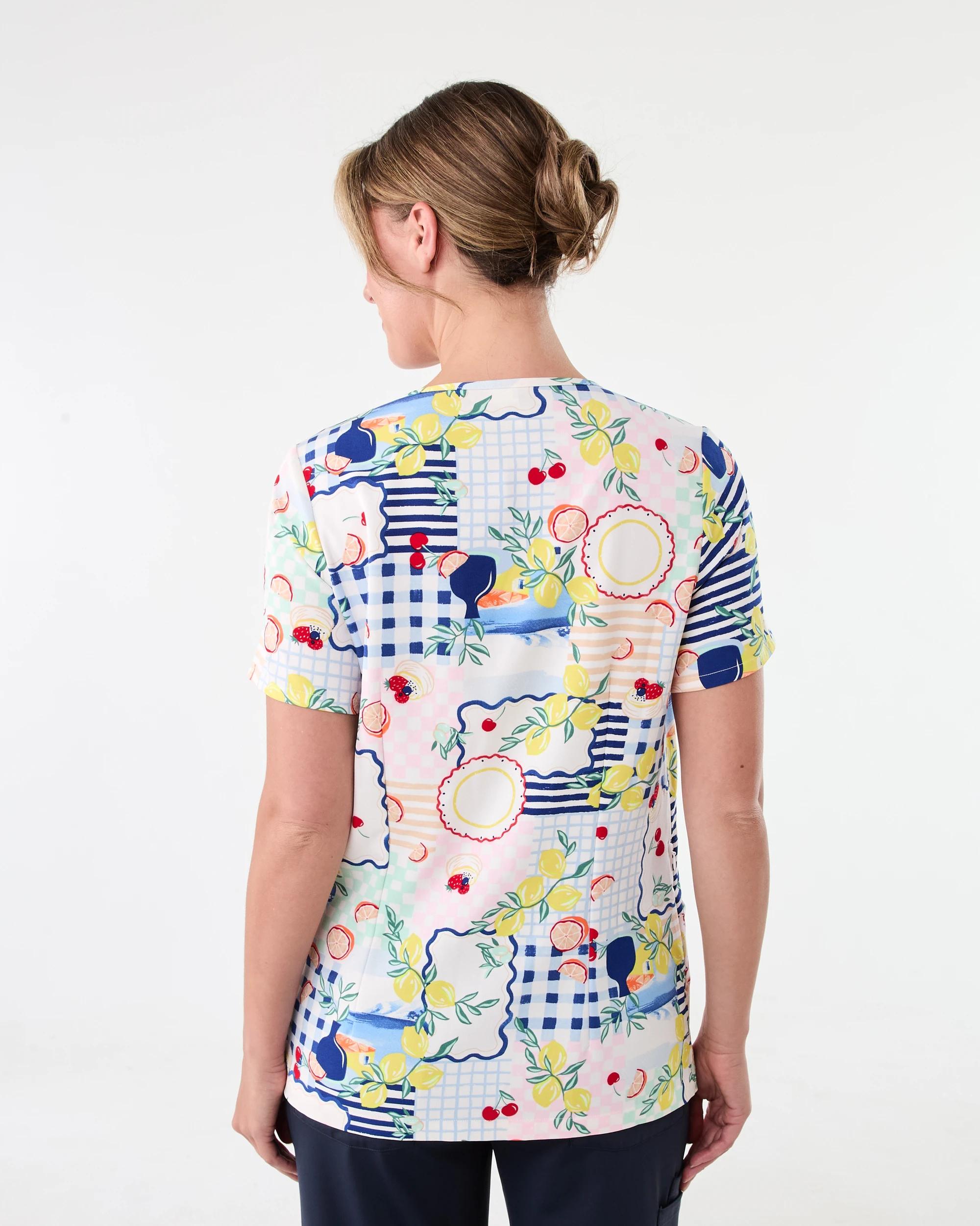 3 Workwear Print Scrub Top Wht Picnic, 3 of 7