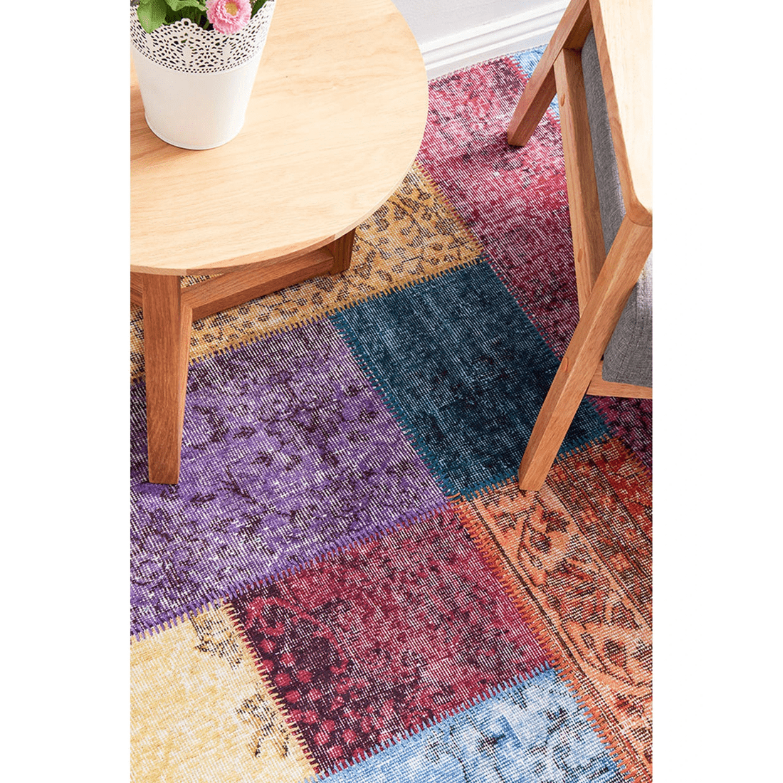 4 RUG CULTURE Illusions 167 Multi Rug, 150 x 220 cm, Power-Loomed Polyester - Multi, 4 of 7