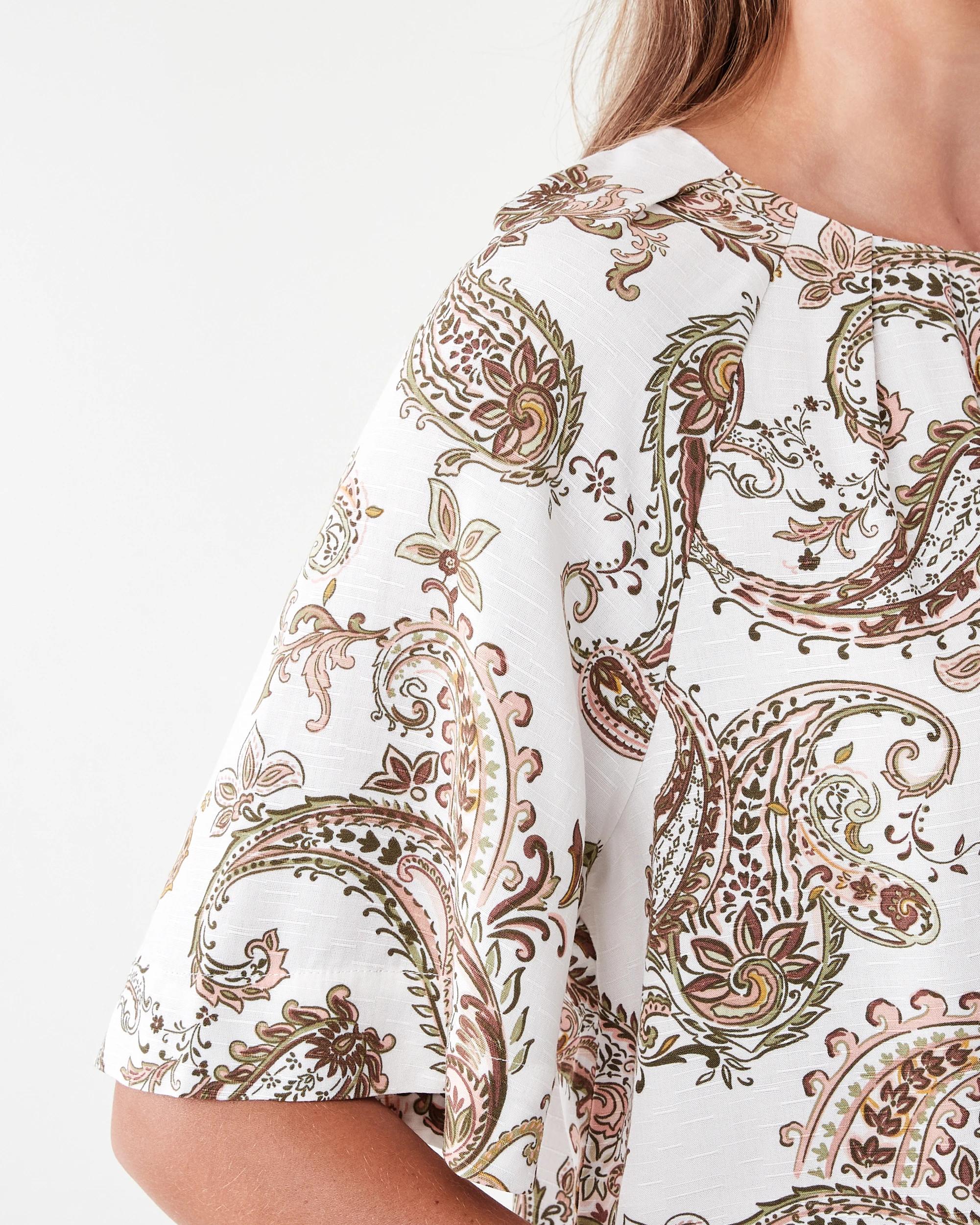 6 Short Sleeve Tuck Top Paisley, 6 of 7