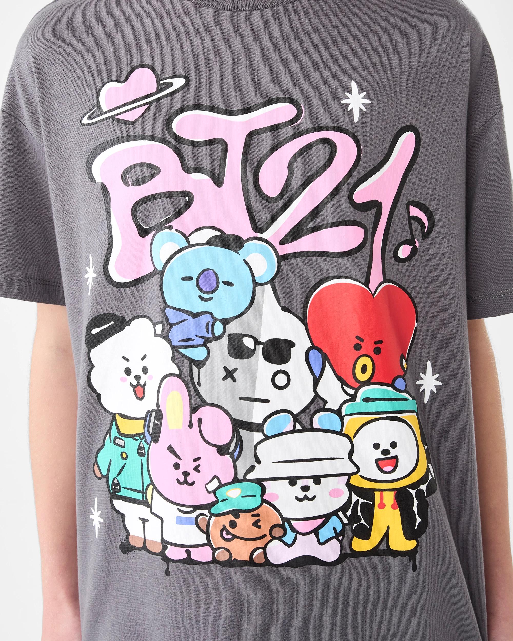 4 BT21 License Oversized T-shirt Bt21, 4 of 6