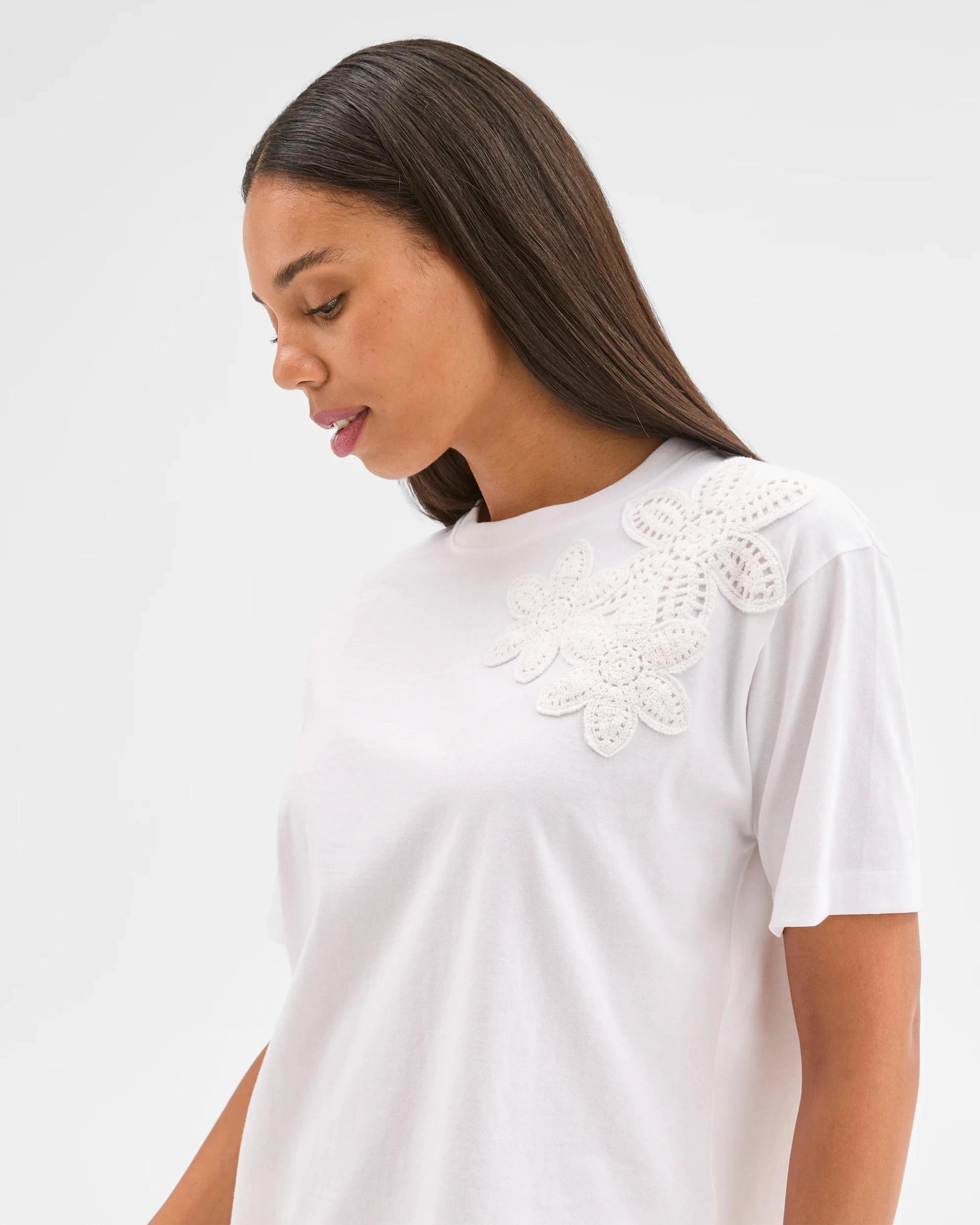 3 Target Woman Australian Cotton Applique Oversized Boxy T-Shirt BRILLIANT WHITE, 3 of 7