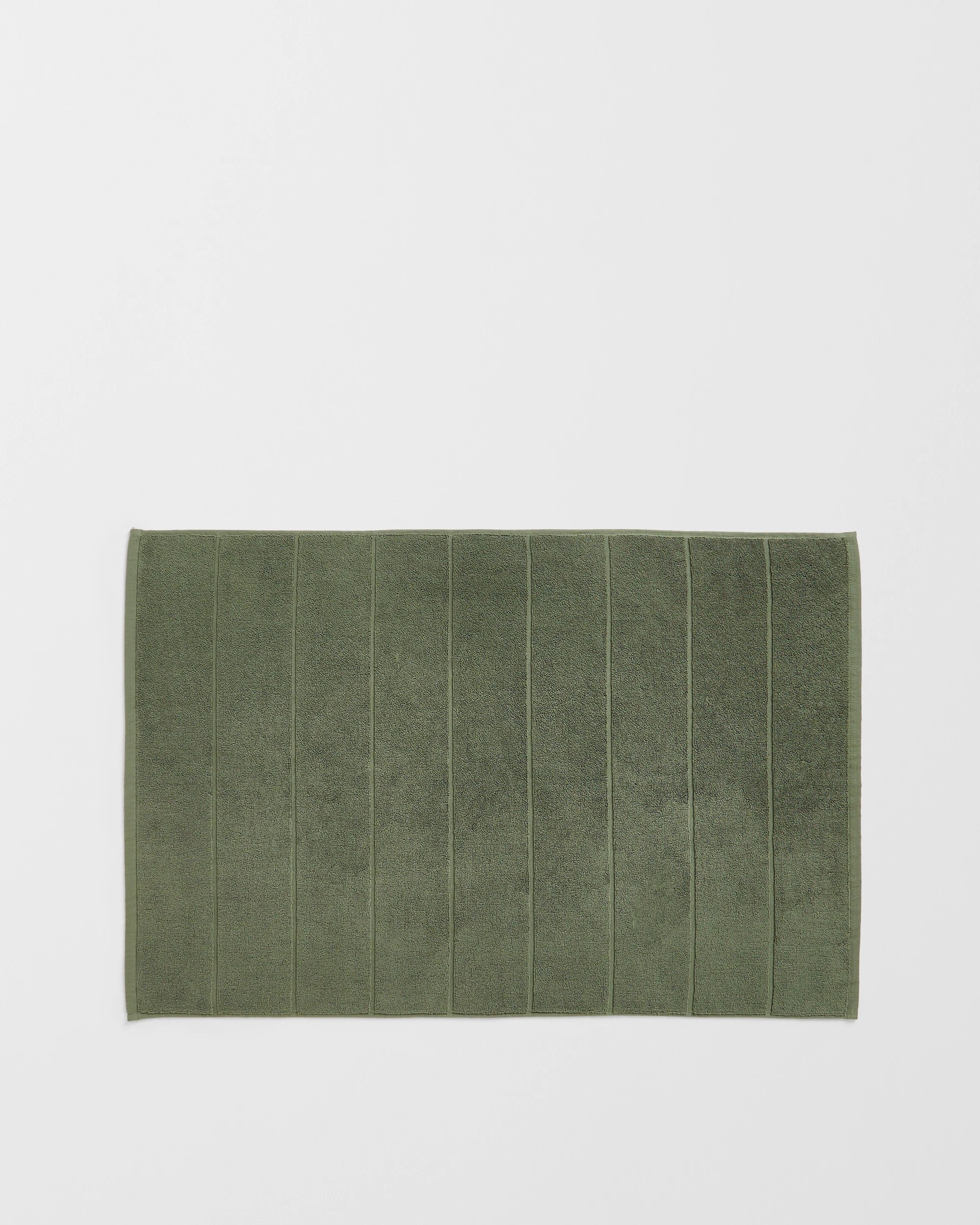 1 Target Laynie Australian Cotton Textured Bath Mat - Green, 1 of 2