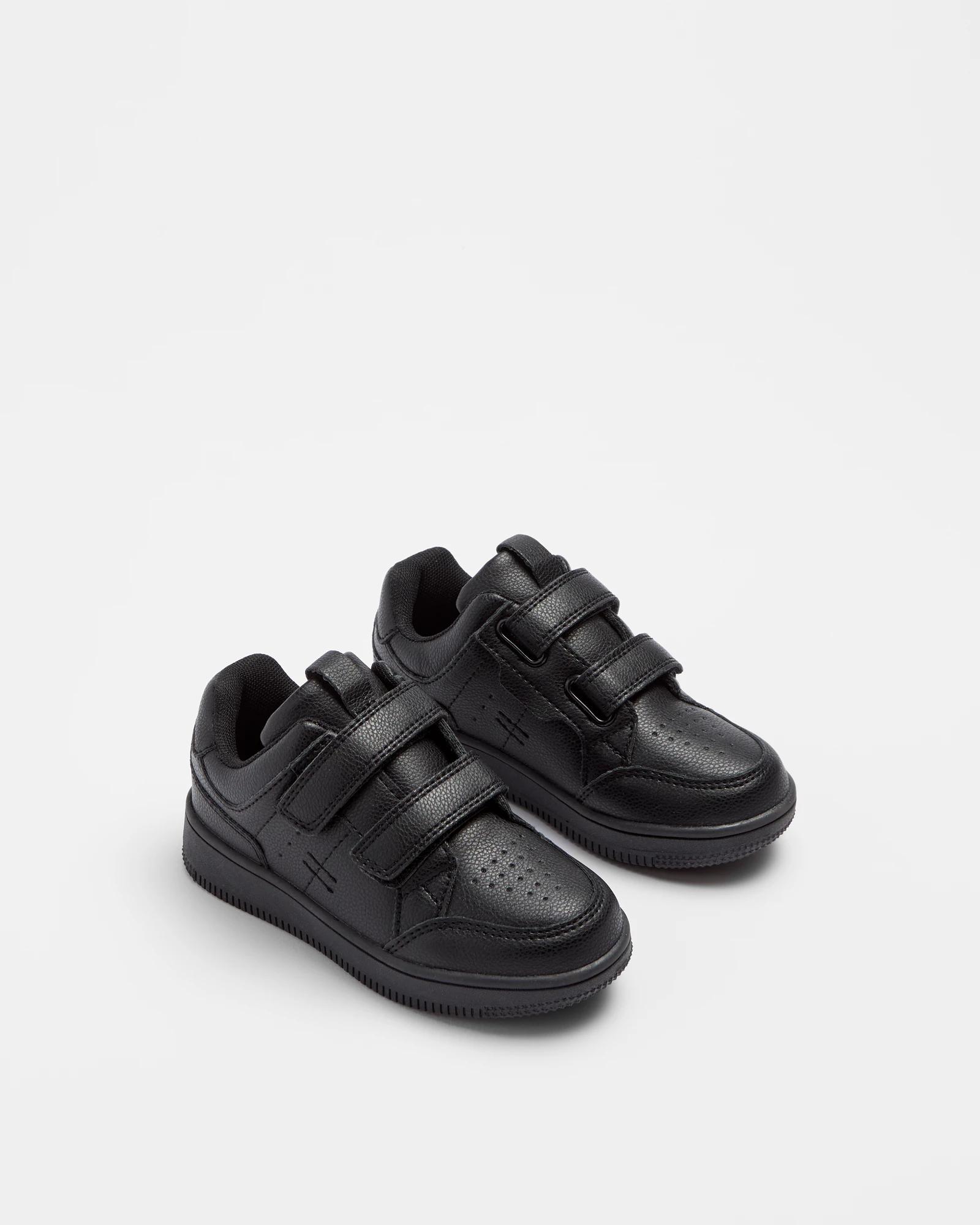 2 Target Boys Junior Low Top Tab Sneaker - Solar BLACK, 2 of 2