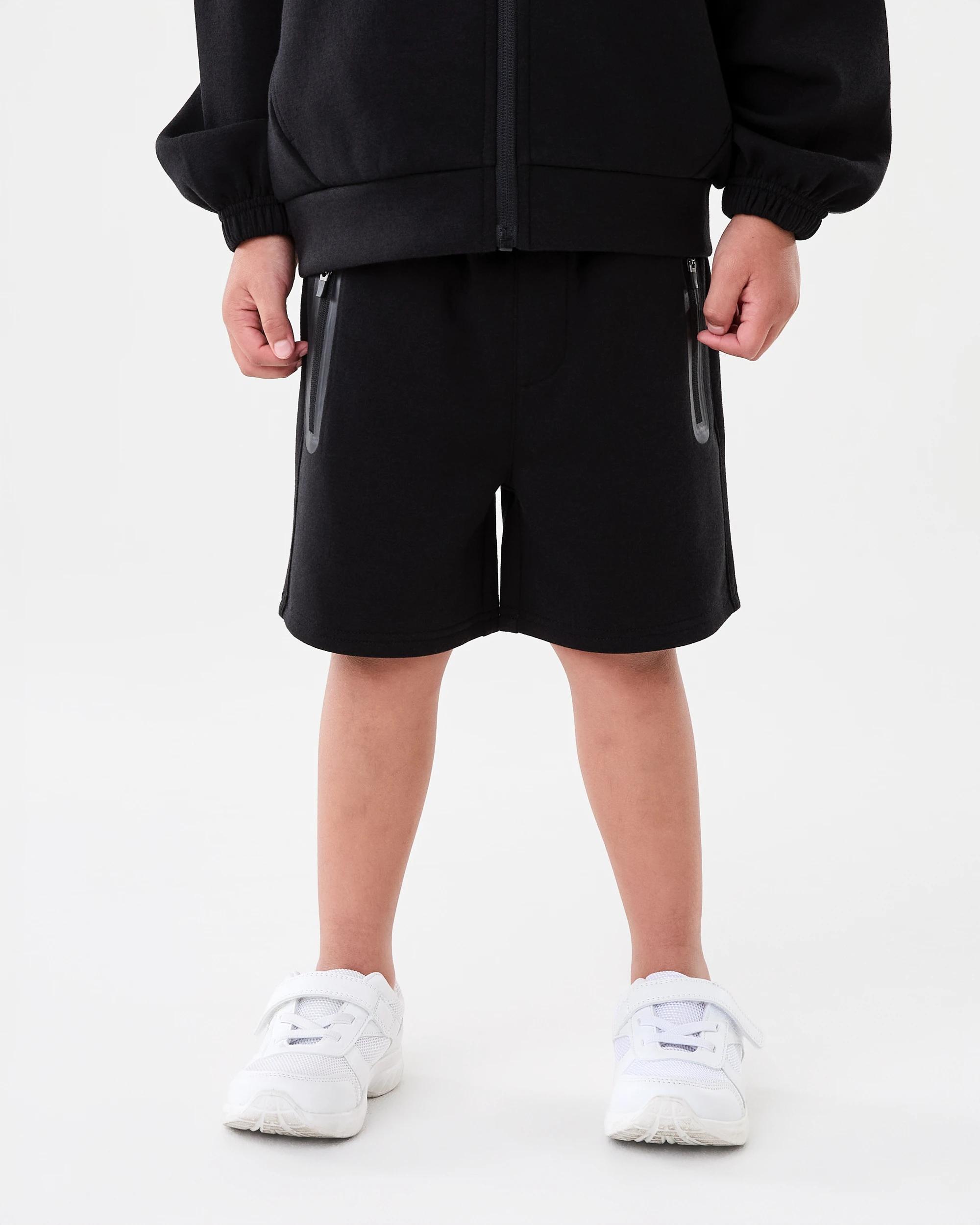 1 Active Shorts Black, 1 of 6
