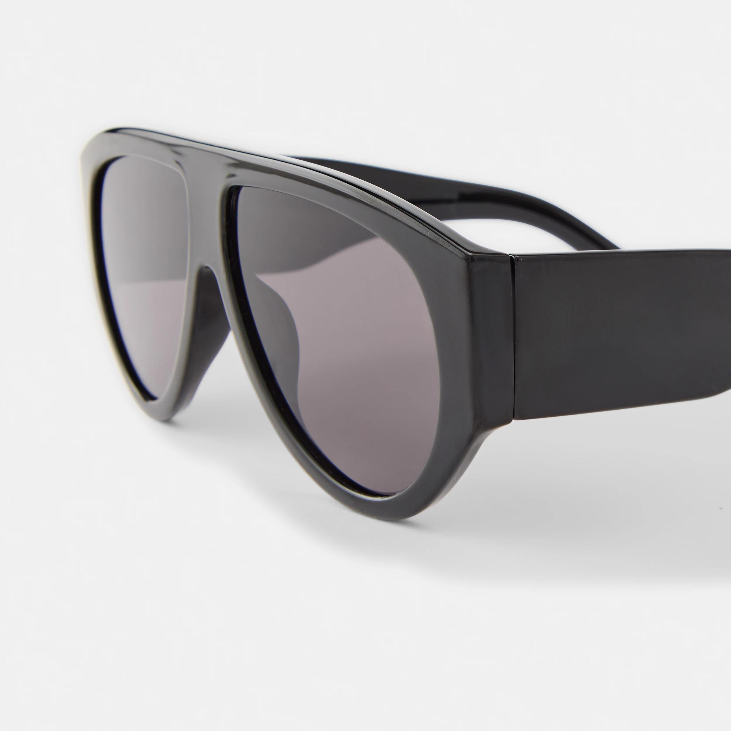 4 Chunky Aviator Sunglasses Black, 4 of 6