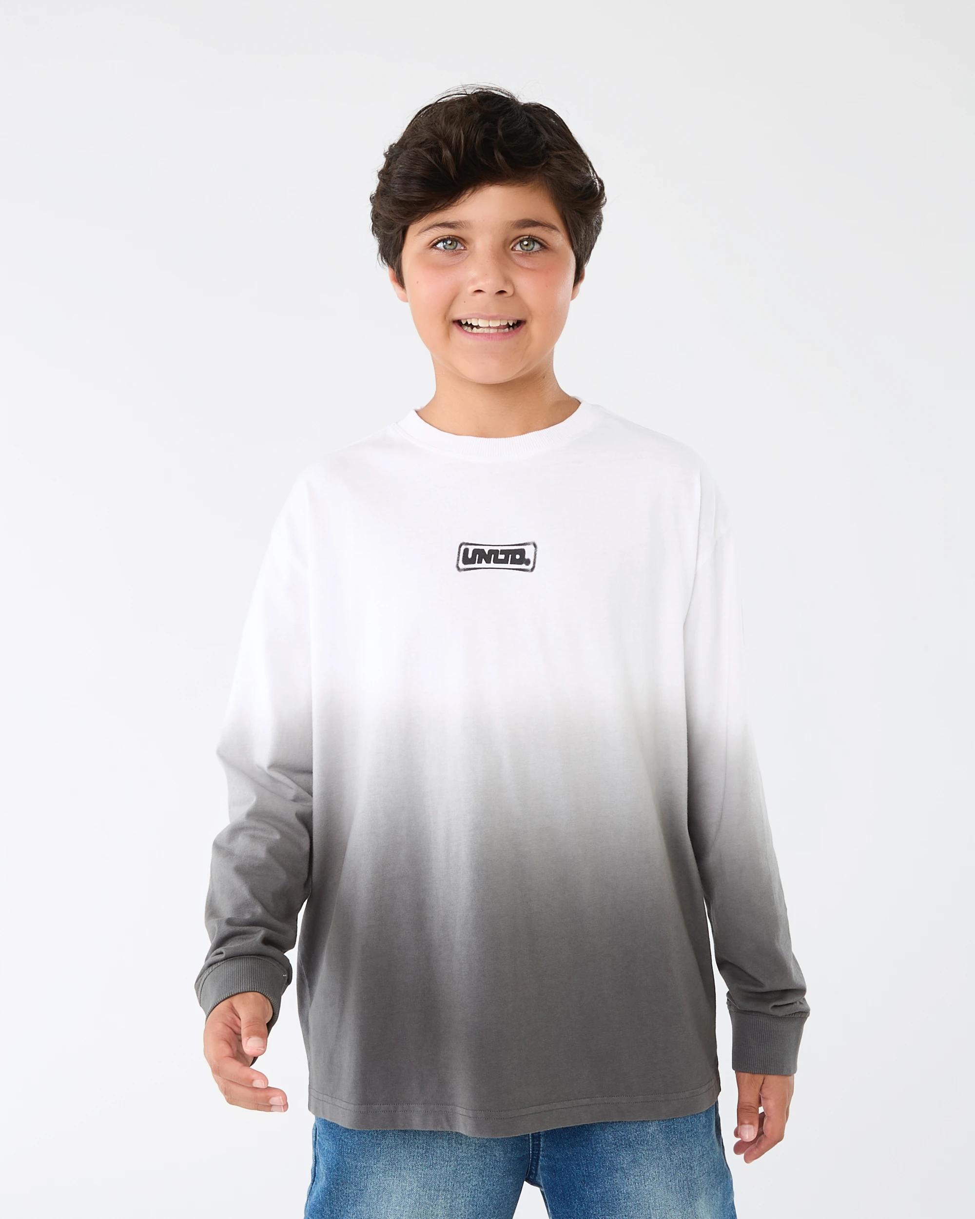 1 Long Sleeve Graphic T-shirt Fdd Ombre, 1 of 6