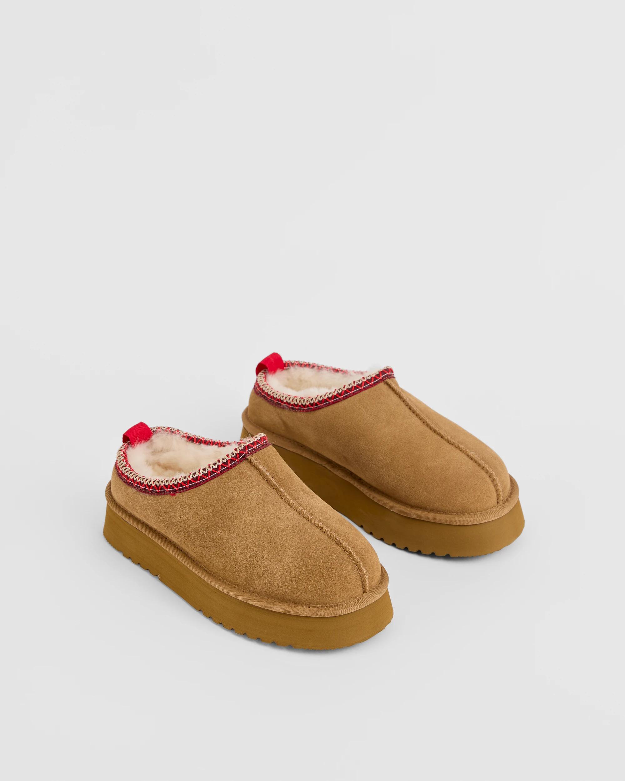 2 Australian Design Ugg Boots and Slippers Australian Design Ugg Sheepskin and Leather Tape Collar Mule CHESTNUT, 2 of 5