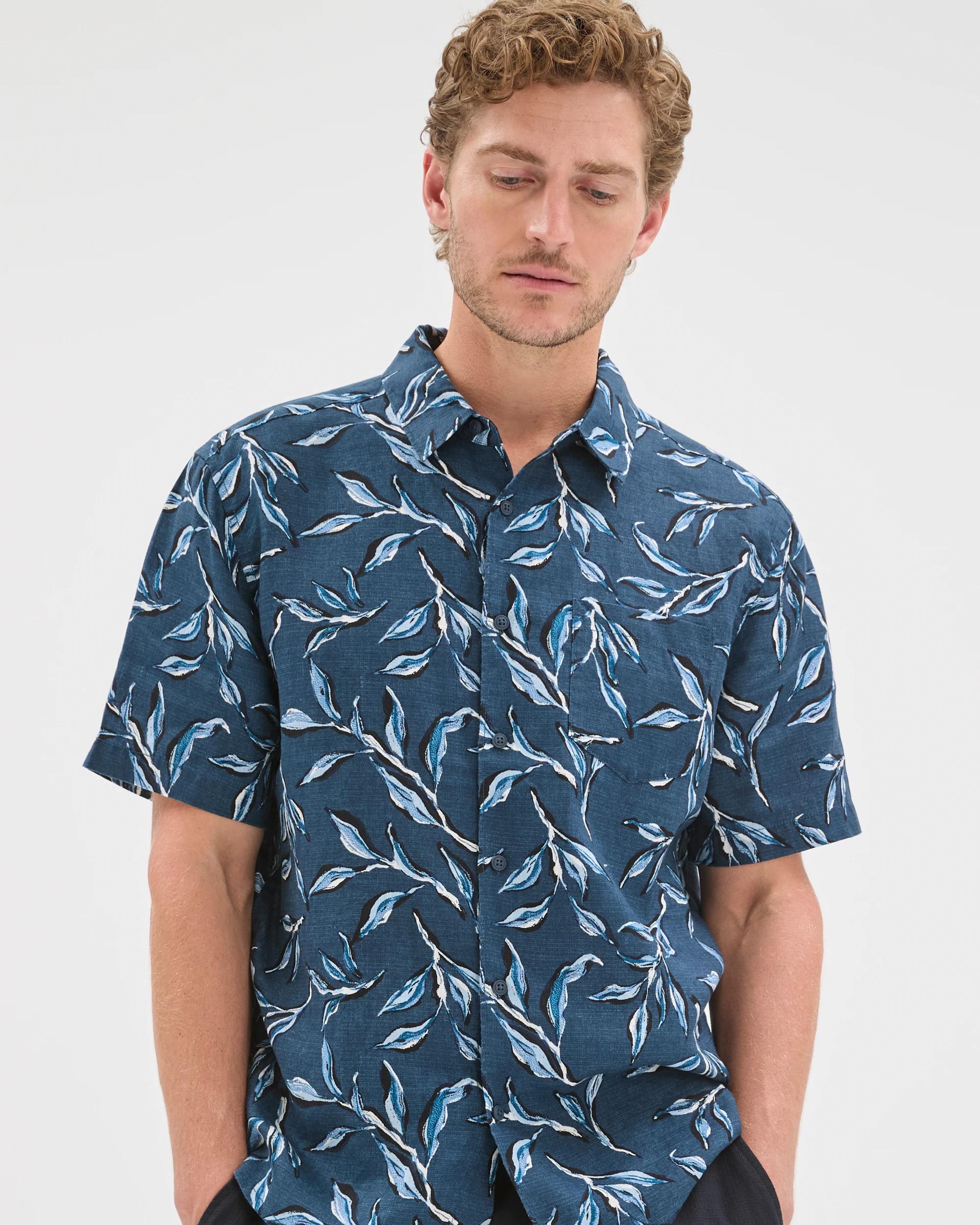 3 Target Man European Linen Short Sleeve Printed Shirt NAVY, 3 of 7
