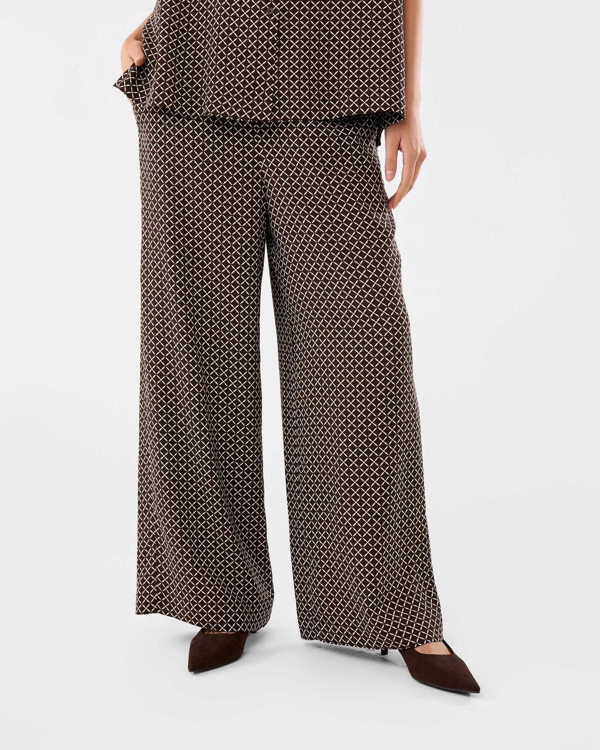 1 Printed Pants Mono Tile, 1 of 6