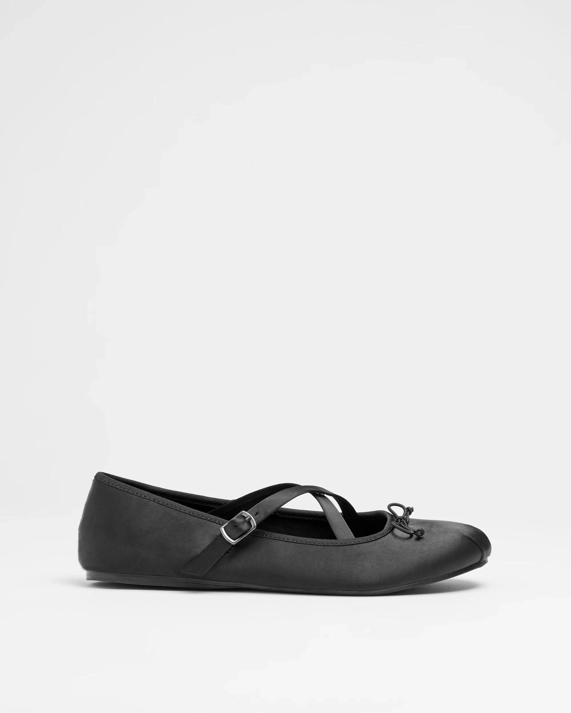 1 Target Girls Youth Satin Ballet Flat BLACK, 1 of 3