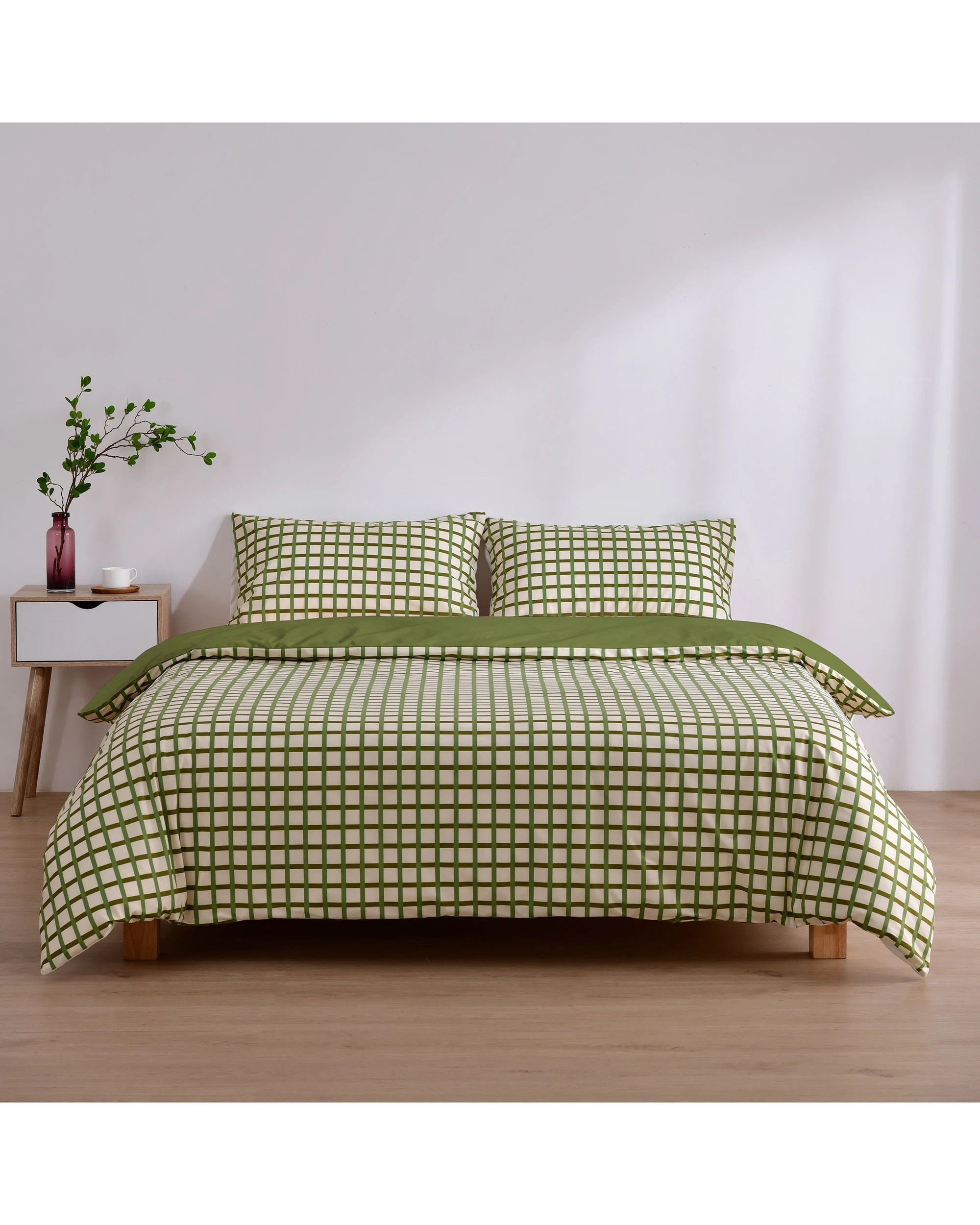 1 Dreamaker Micro Flannel Reversible Grid Quilt Cover Set - Single Bed - Olive, 1 of 9