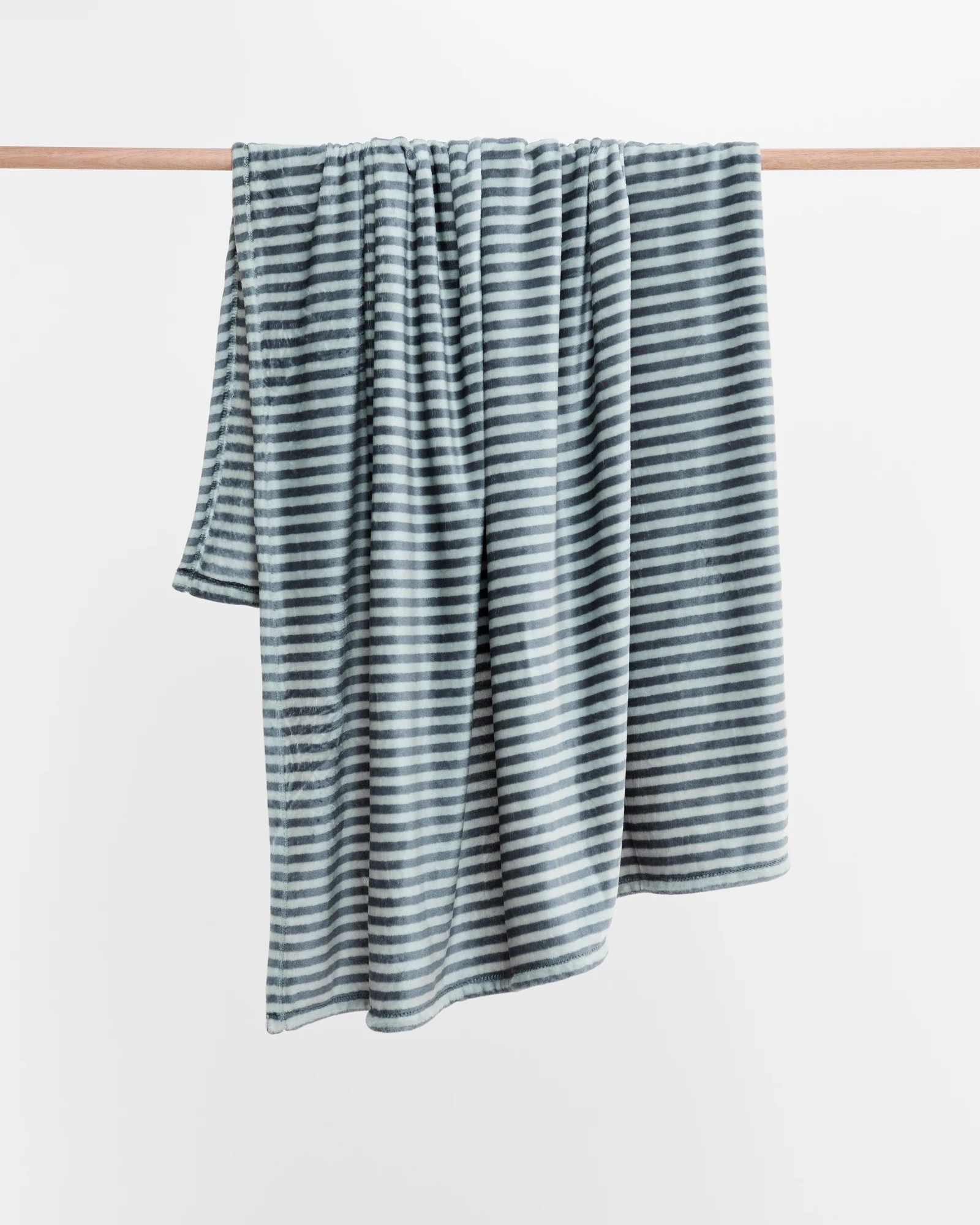 3 Target Ivy Super Soft Stripe Throw - Queen Bed - Green, 3 of 3